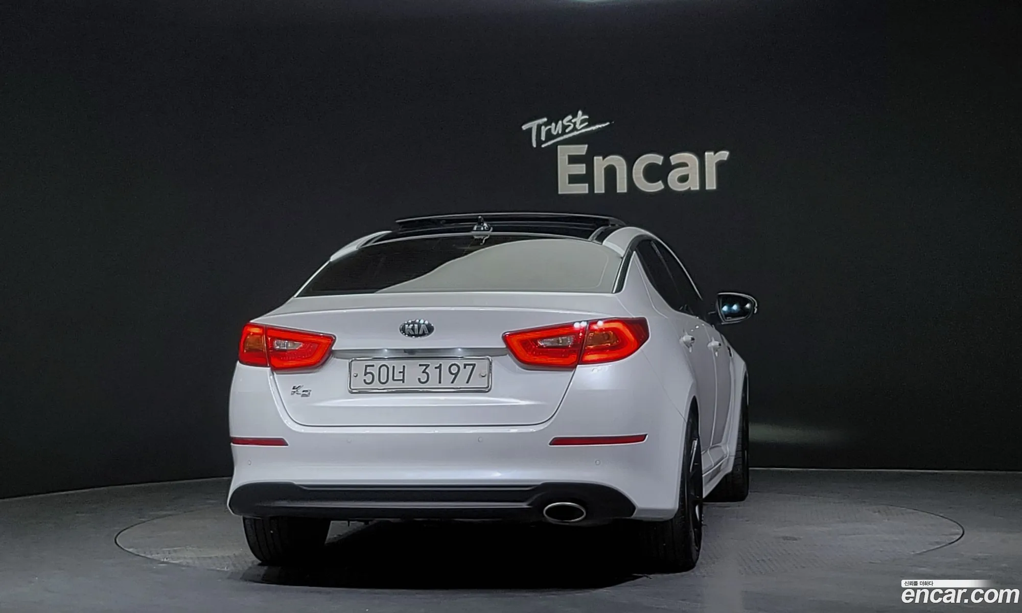 Kia K5 Prestige 2015 - фотография 11812899