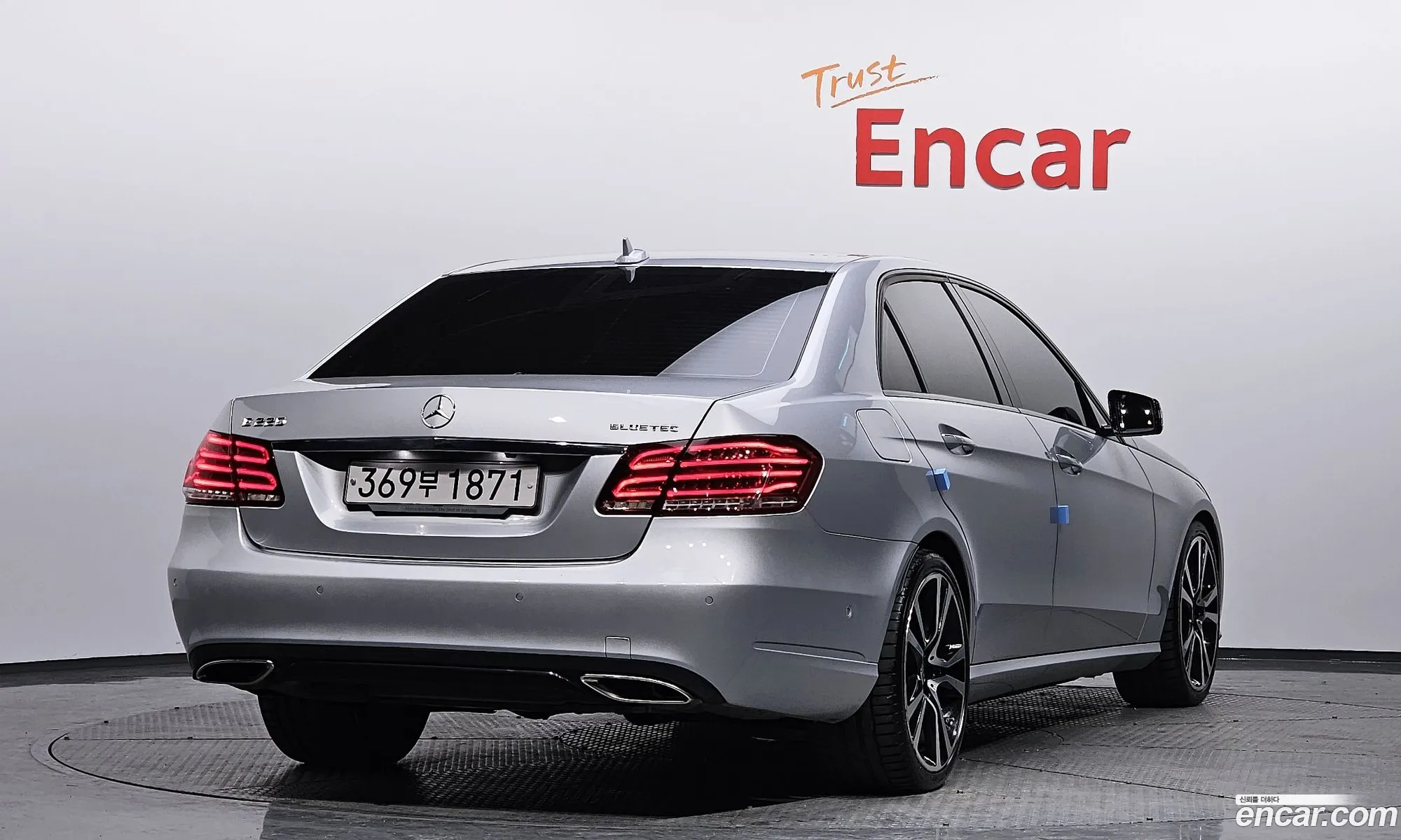 Mercedes-Benz E-Klasse E220 Bluetec Avant Garde Sports 2016 - фотография 14163046