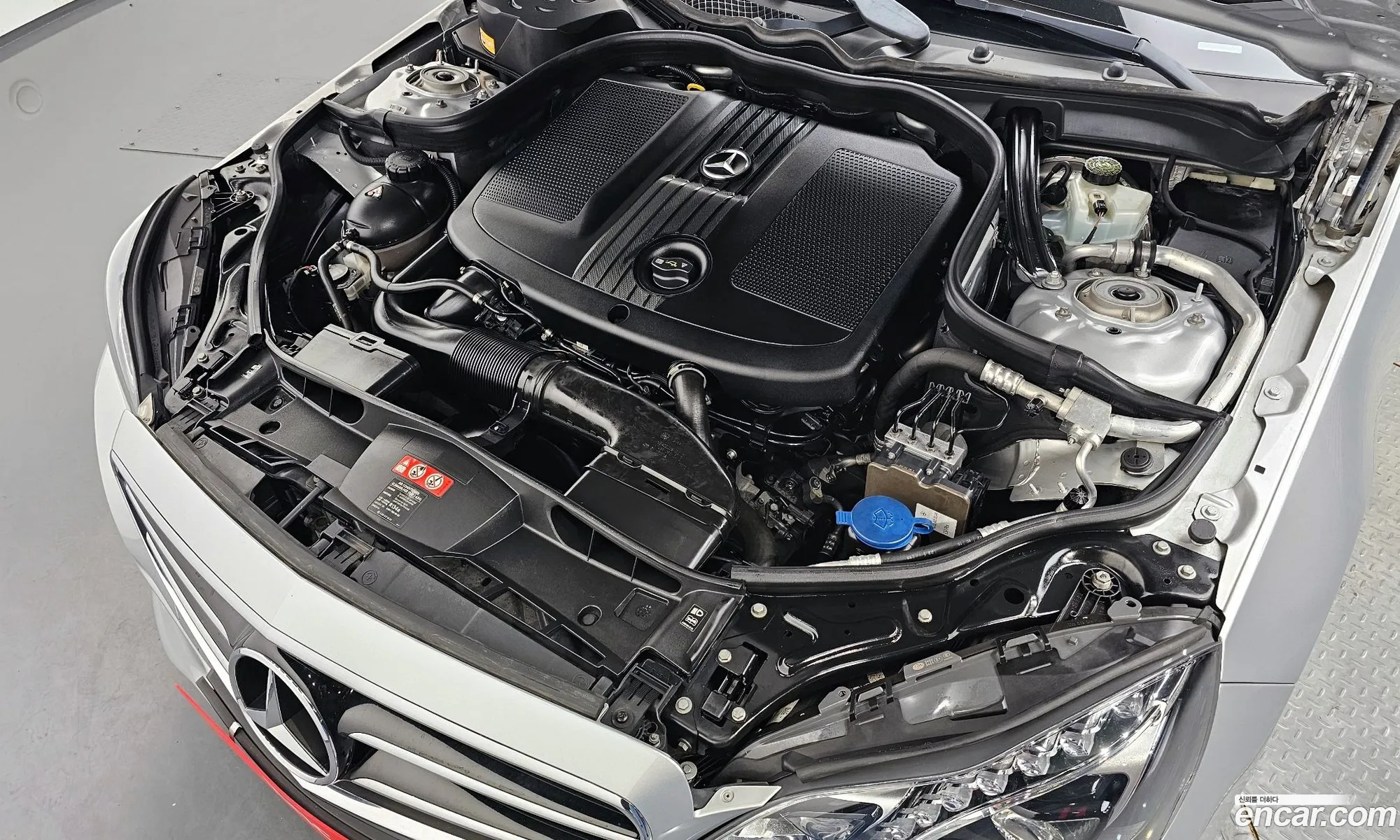 Mercedes-Benz E-Klasse E220 Bluetec Avant Garde Sports 2016 - фотография 14163050