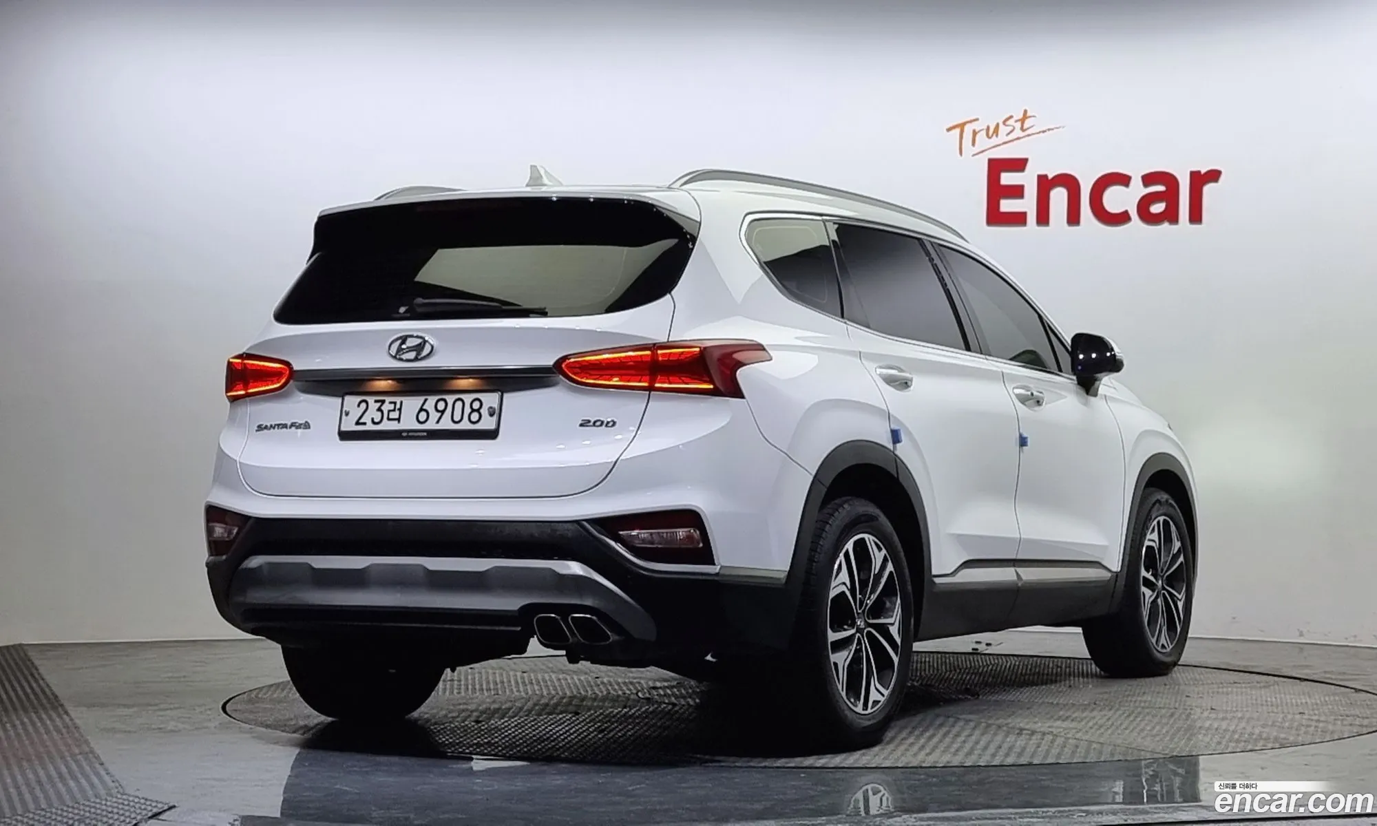 Hyundai Santa Fe Diesel 20 2Wd 2019 - фотография 18595334