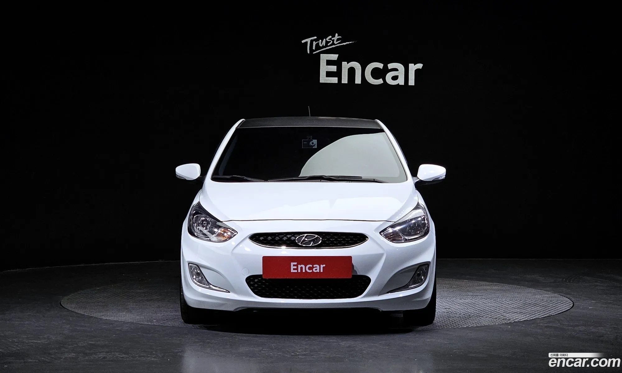 Hyundai Accent Iv Witt Diesel 16 Vgt Smart 2014 - фотография 12018303