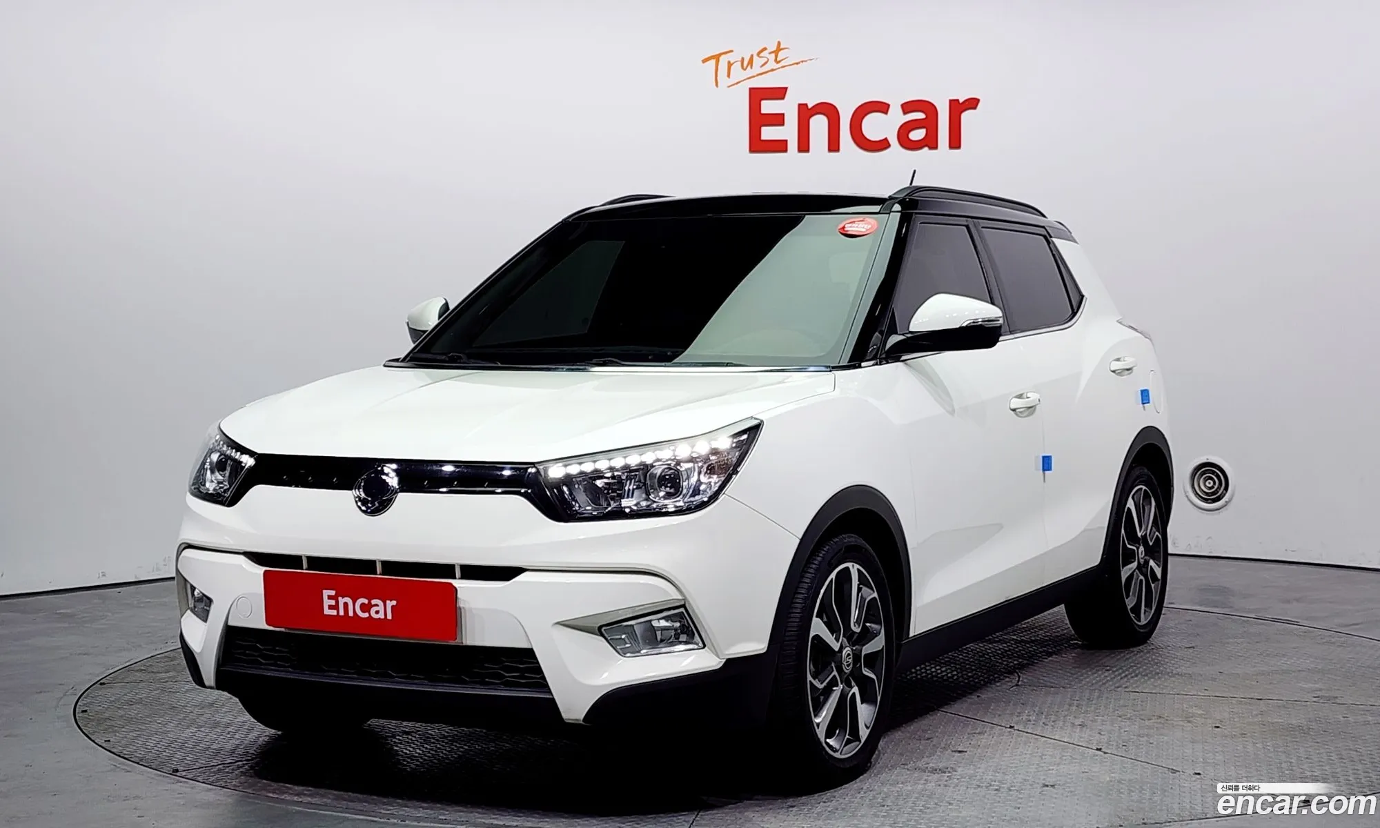 Ssangyong Tivoli Tivoli Lx 2Wd 2016 - фотография 16951359