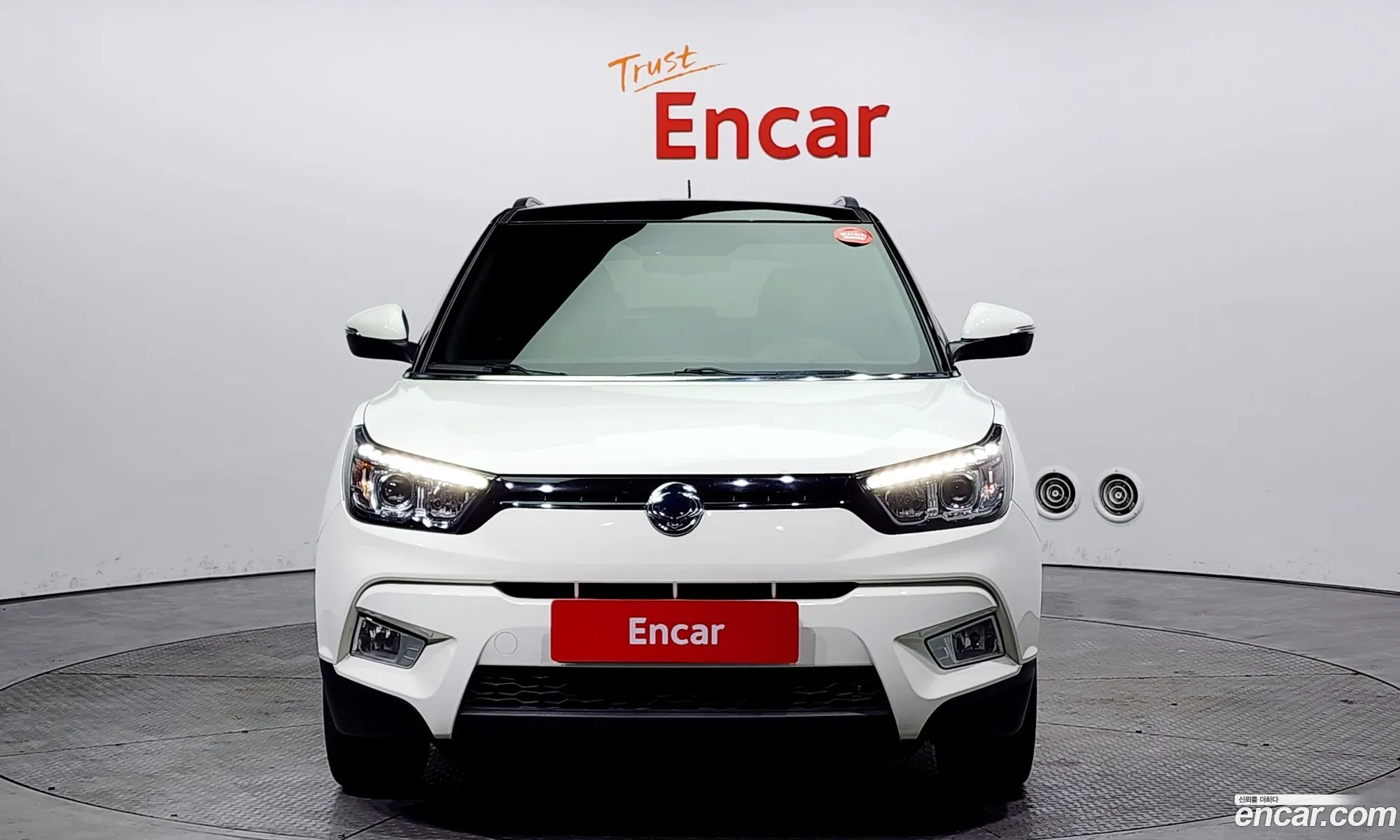 Ssangyong Tivoli Tivoli Lx 2Wd 2016 - фотография 16951361