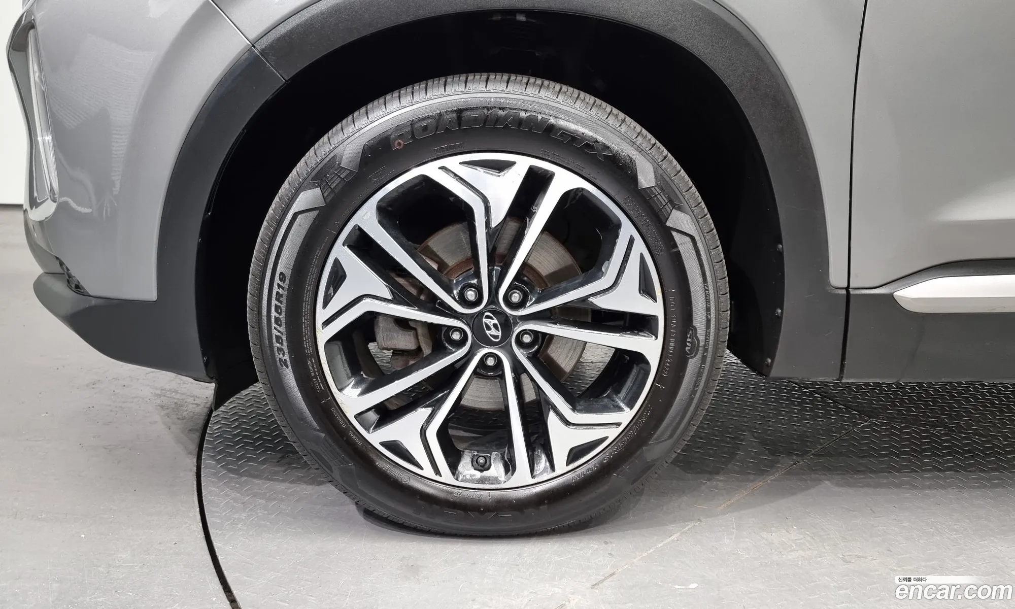 Hyundai Santa Fe Diesel 20 2Wd 2019 - фотография 13595298