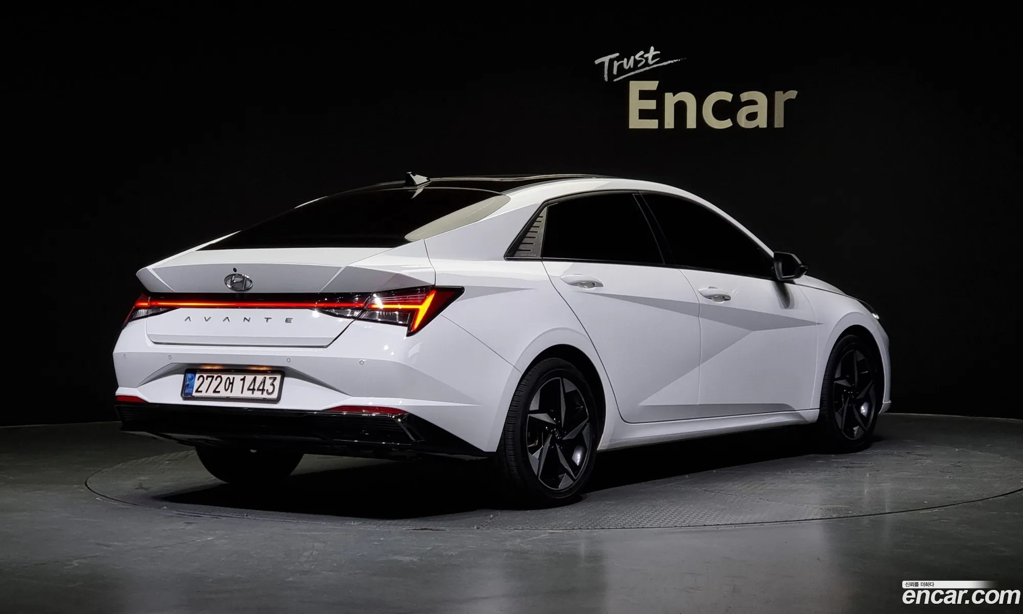 Hyundai Avante Hybrid Cn7 Inspiration - фотография 12067066