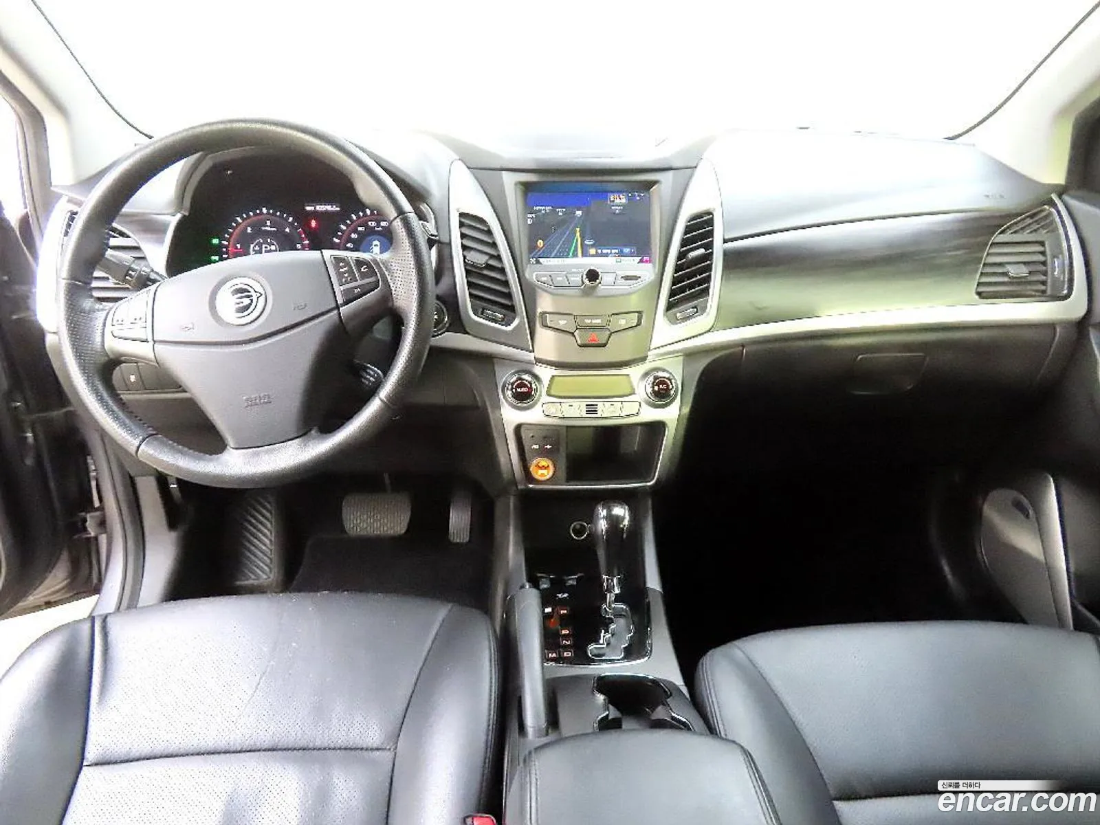 Ssangyong Korando Iii 20 Cvt 2Wd 2014 - фотография 17451270