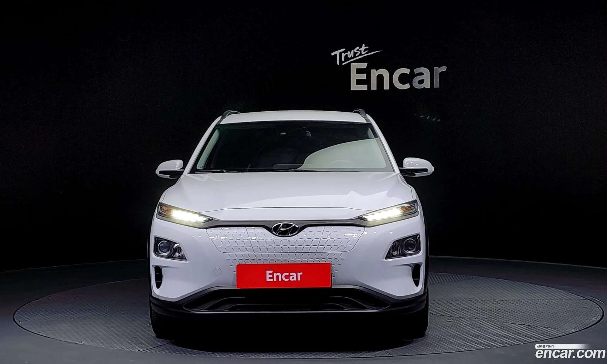 Hyundai Kona Electric Modern - фотография 12102042