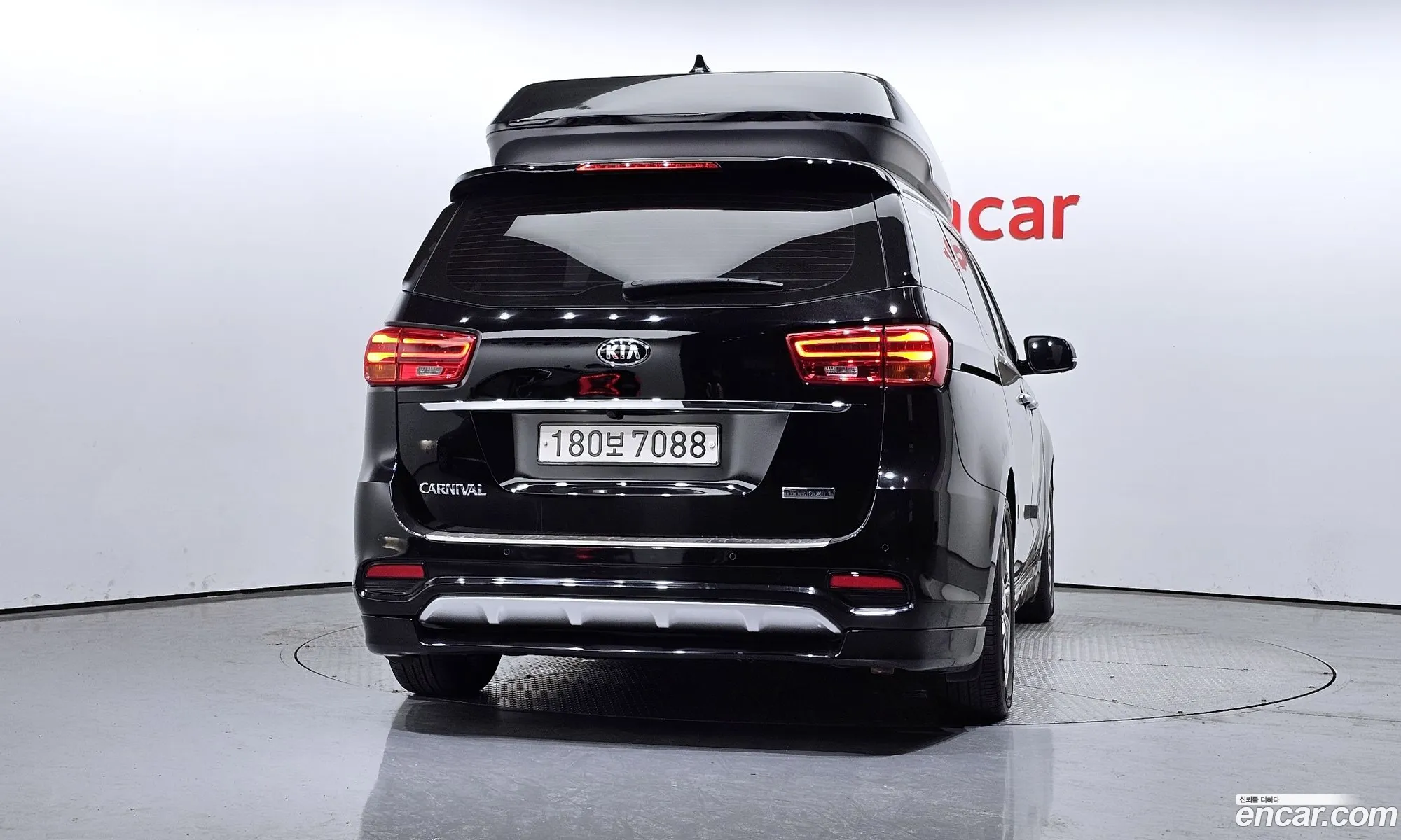 Kia Carnival Iii Gasoline 9-Seater High Limousine 2019 - фотография 12546021