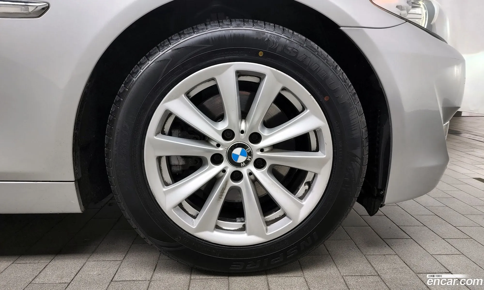 BMW 5Er Vi F10F11F07 520D 2013 - фотография 1026453