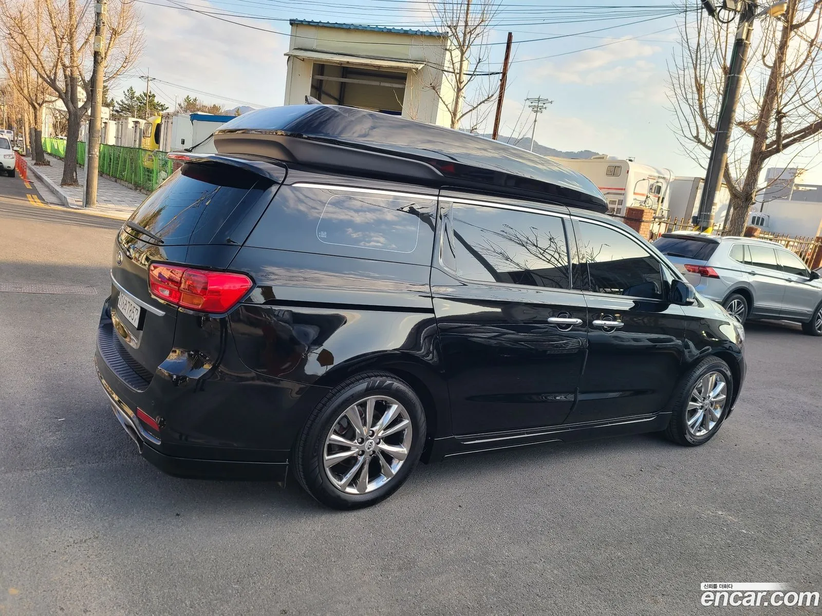 Kia Carnival Iii 9-Seater High Limousine 2019 - фотография 12486491