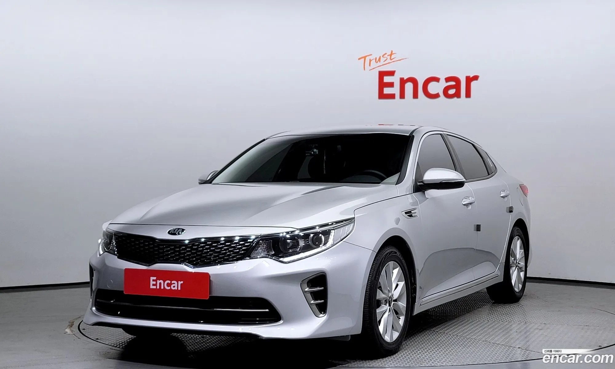 Kia K5 Ii 20Sx 2016 - фотография 12001083