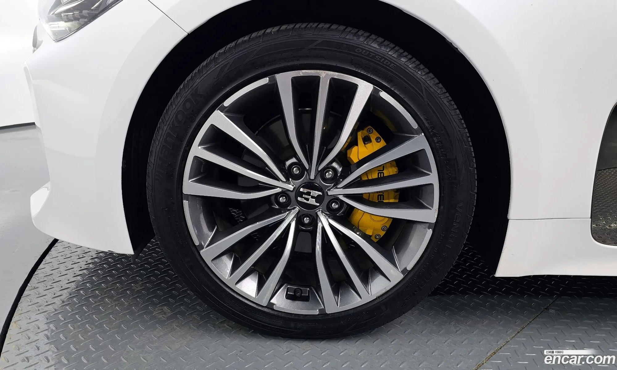 Kia Stinger I 20 Turbo 2Wd 2018 - фотография 12277886