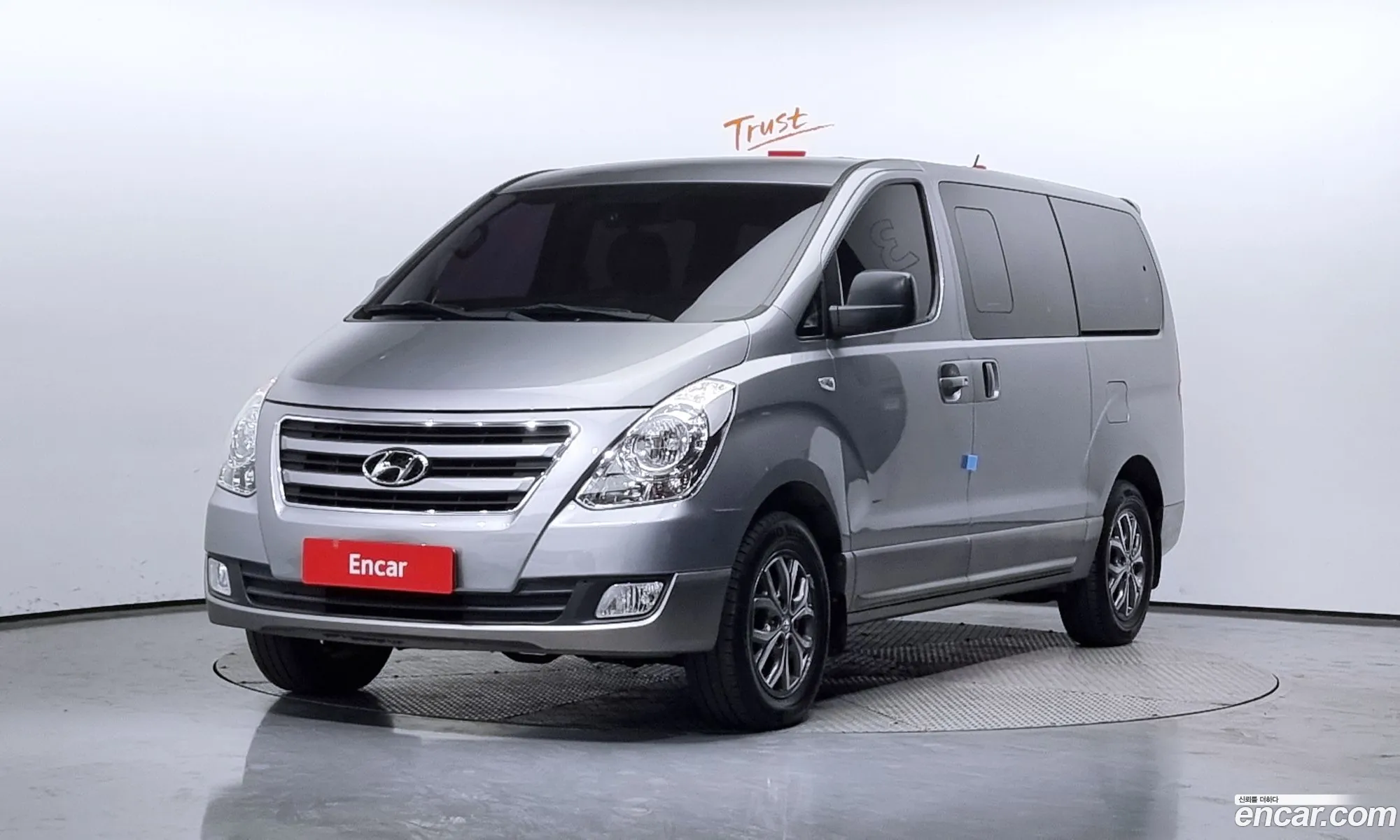Hyundai Starex 4Wd 12-Seater Wagon 2017 - фотография 11881229