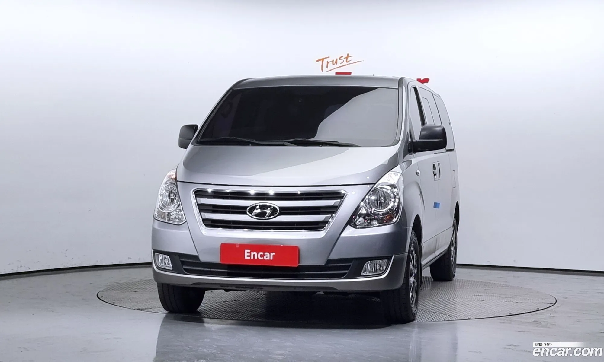 Hyundai Starex 4Wd 12-Seater Wagon 2017 - фотография 11881231