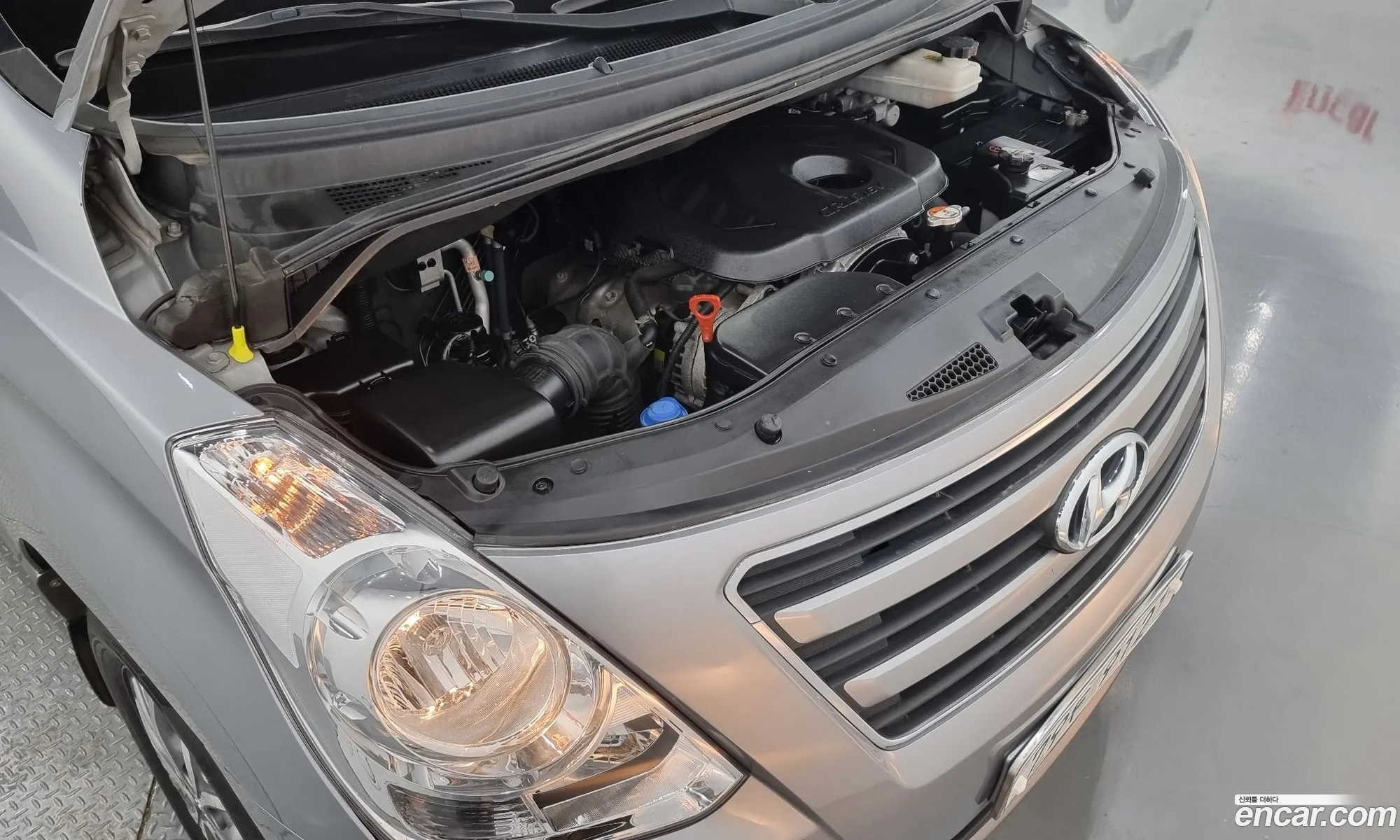 Hyundai Starex 4Wd 12-Seater Wagon 2017 - фотография 11881234