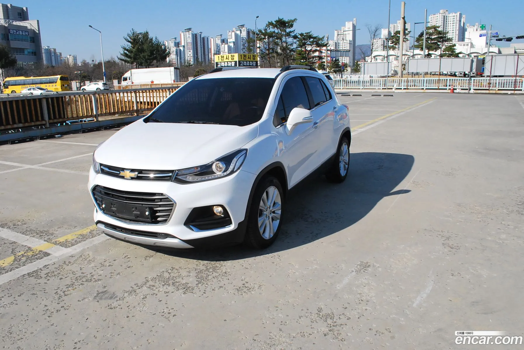 Chevrolet Trax I 14 Ltz 2017 - фотография 17740067