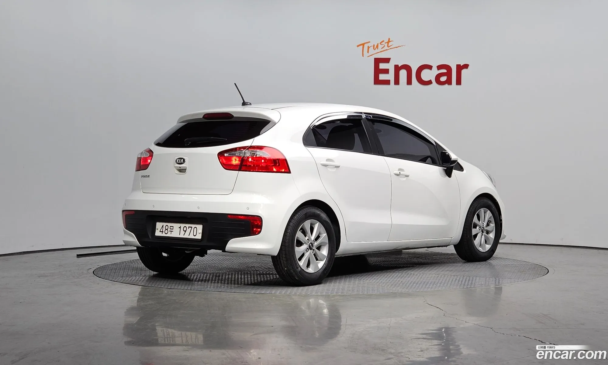Kia Pride Iii 5Dr 16 Gdi 2015 - фотография 19655148