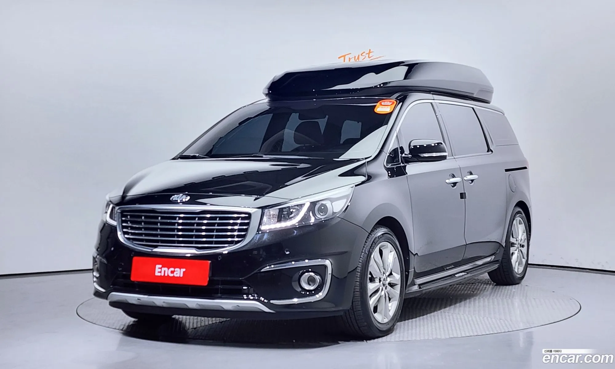 Kia Carnival 9-Seater High Limousine 2015 - фотография 11103526