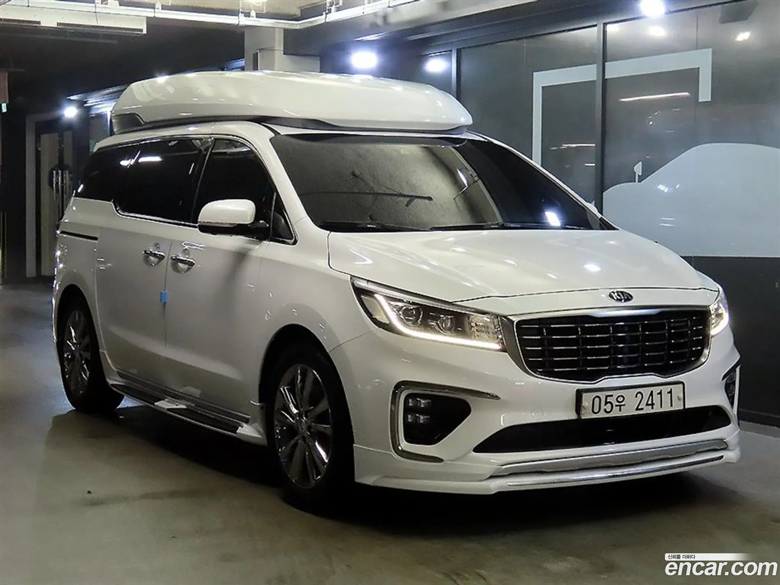 Kia Carnival Iii 9-Seater High Limousine 2019 - фотография 11274118