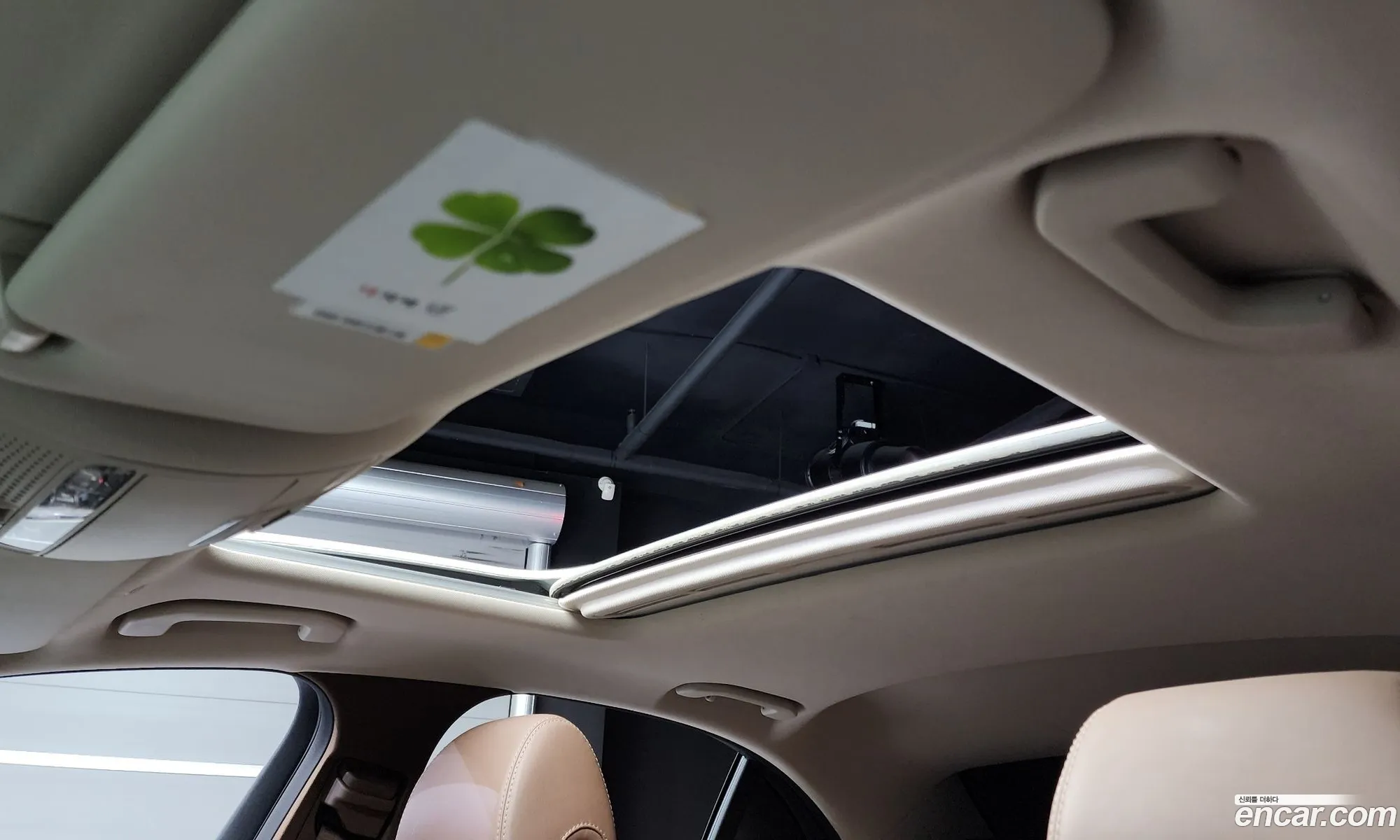E-Class W213E220D Exclusive - фотография 17694613