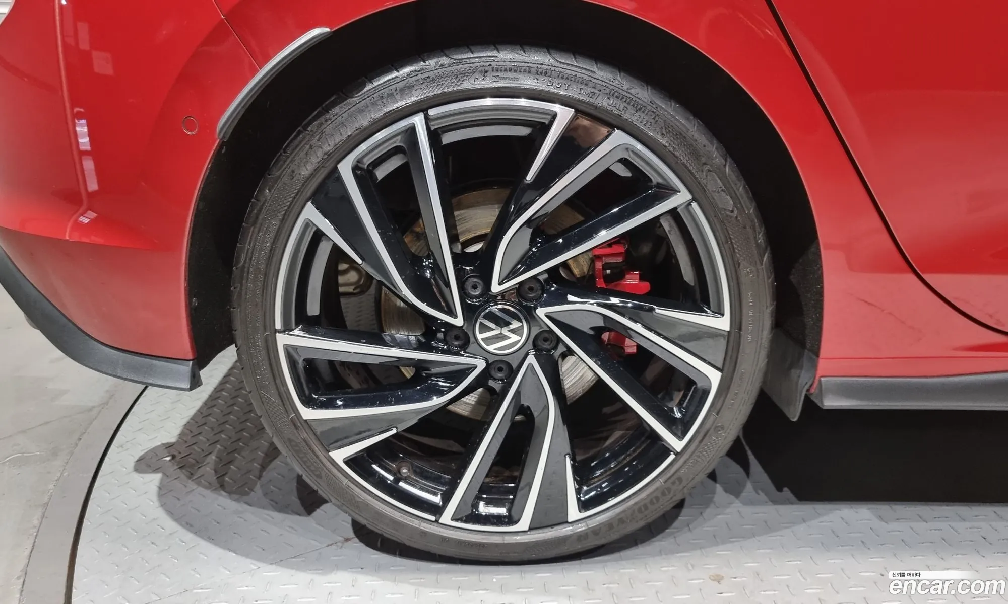Volkswagen Golf 8Th Generation 20 Gti - фотография 4818428