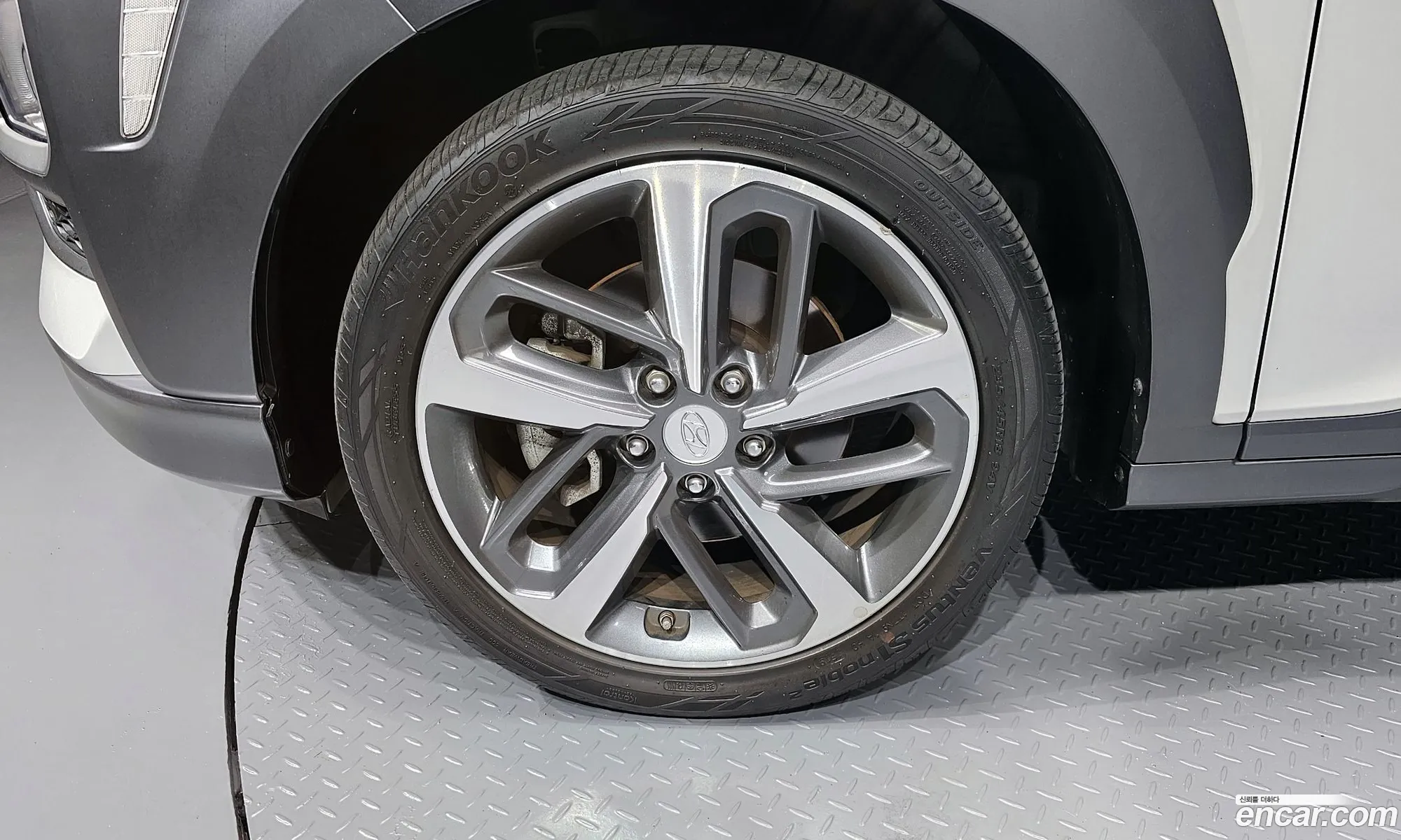 Hyundai Kona I 16 Turbo 2Wd 2019 - фотография 19214603