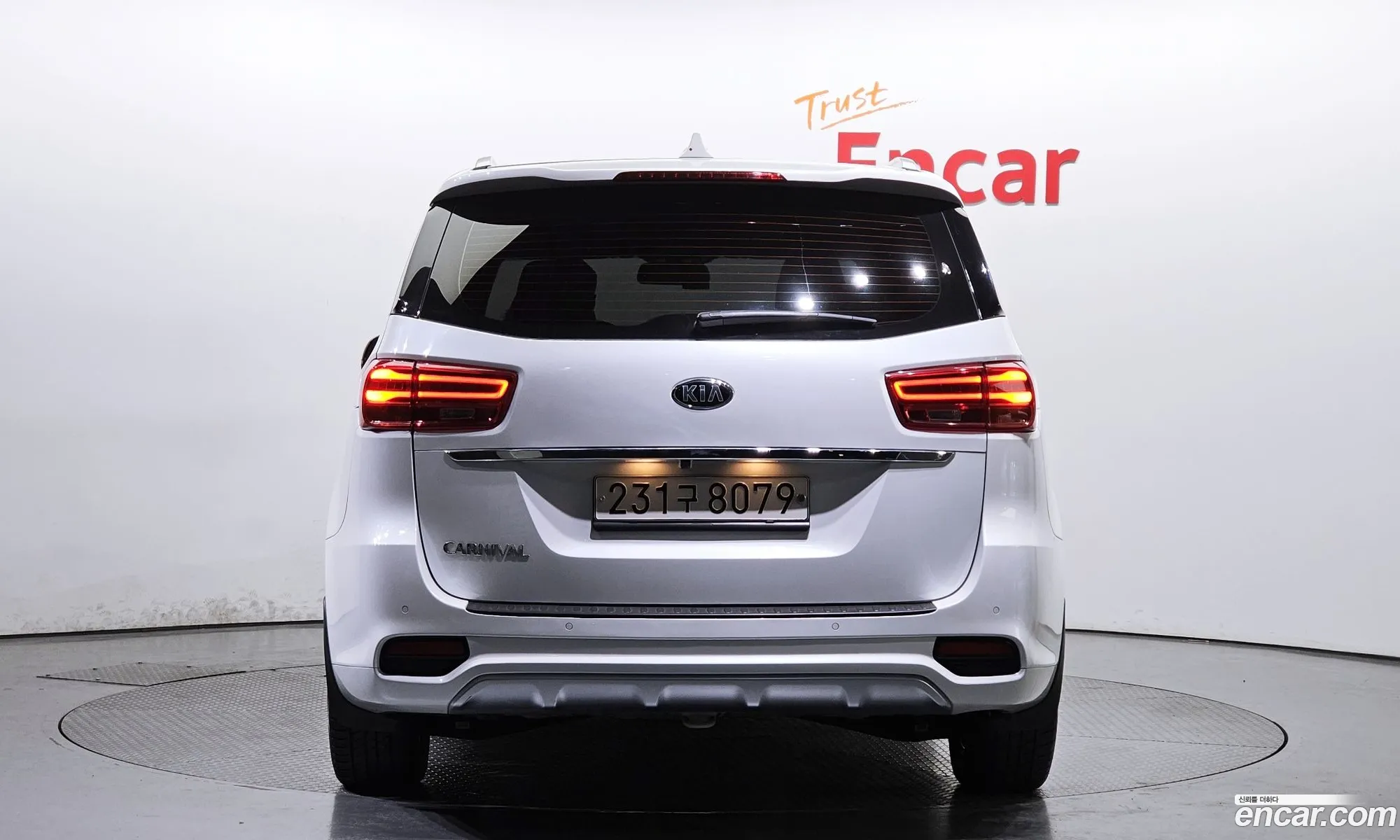 Kia Carnival Iii 9-Seater Prestige 2019 - фотография 15991669