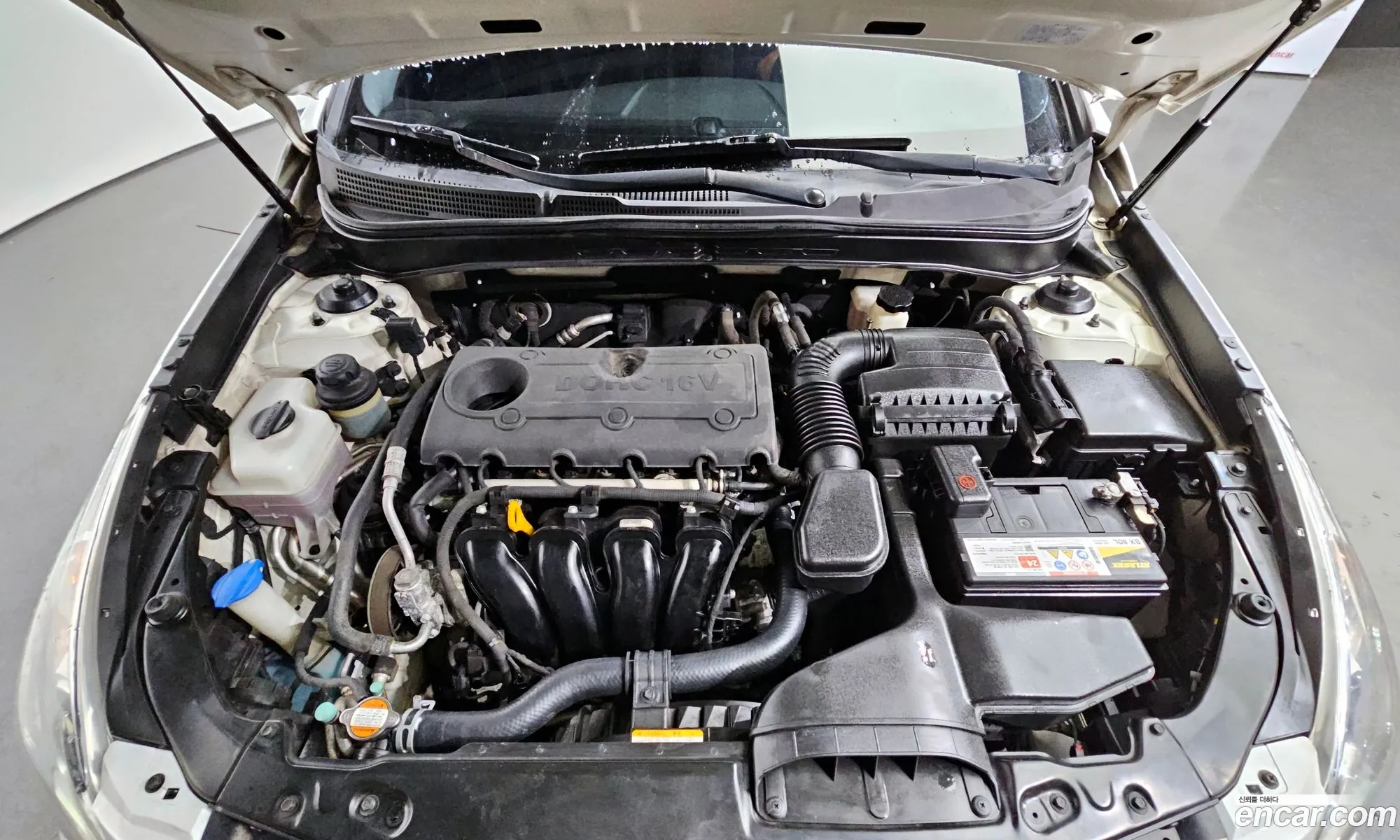 Hyundai Sonata Y20 Premier 2010 - фотография 12083301