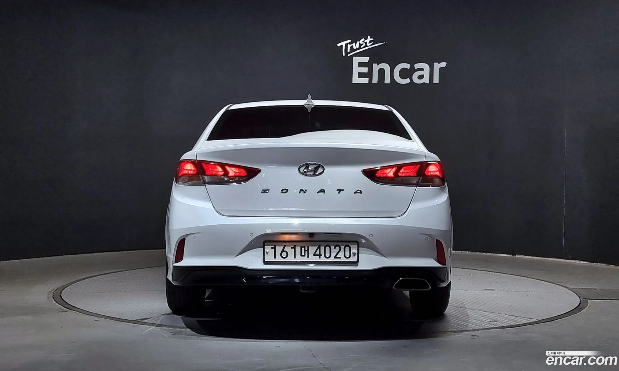 Hyundai Sonata Lpi Style 2019 - фотография 12171280