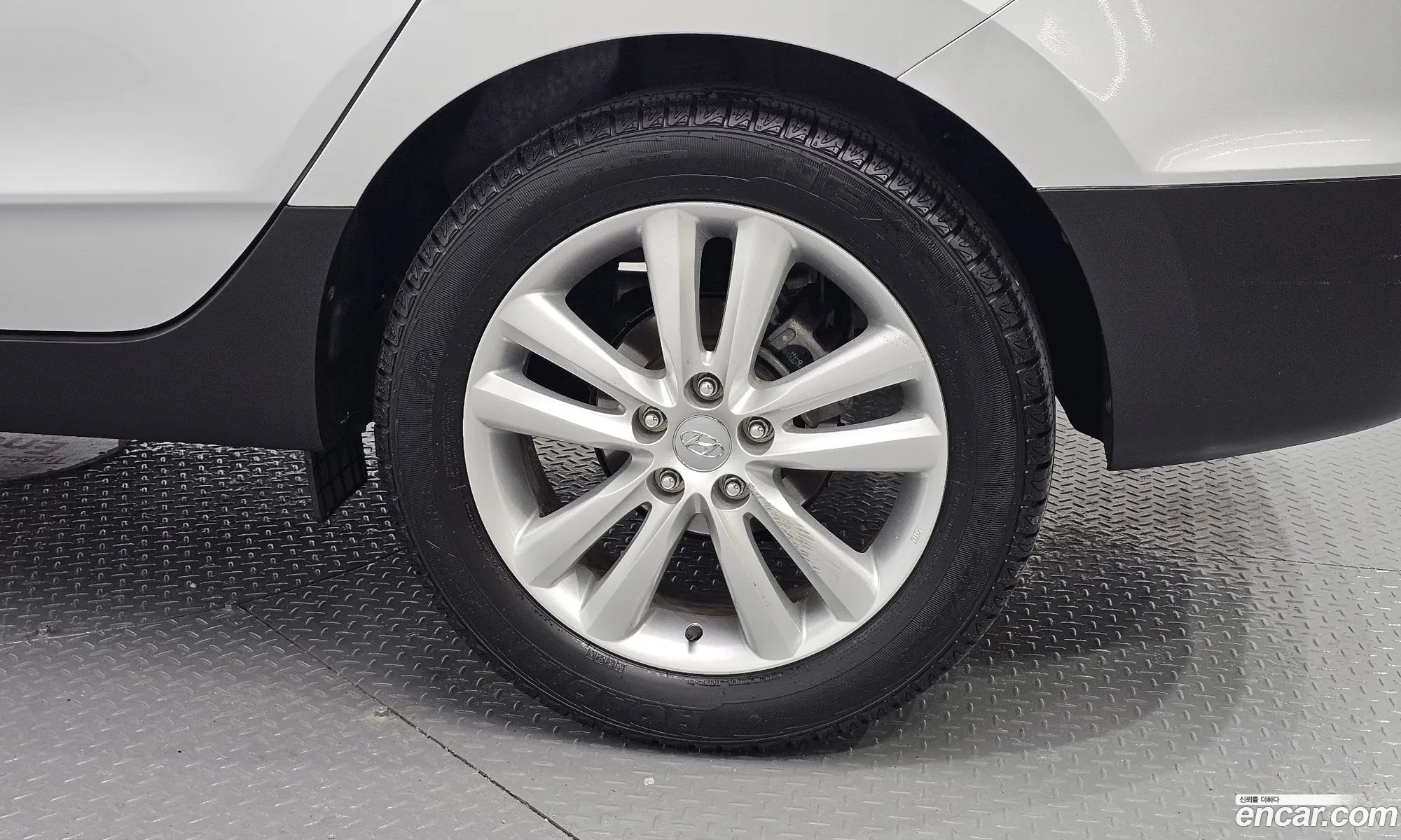 Hyundai Tucson Diesel 2Wd Lx20 2010 - фотография 18396148