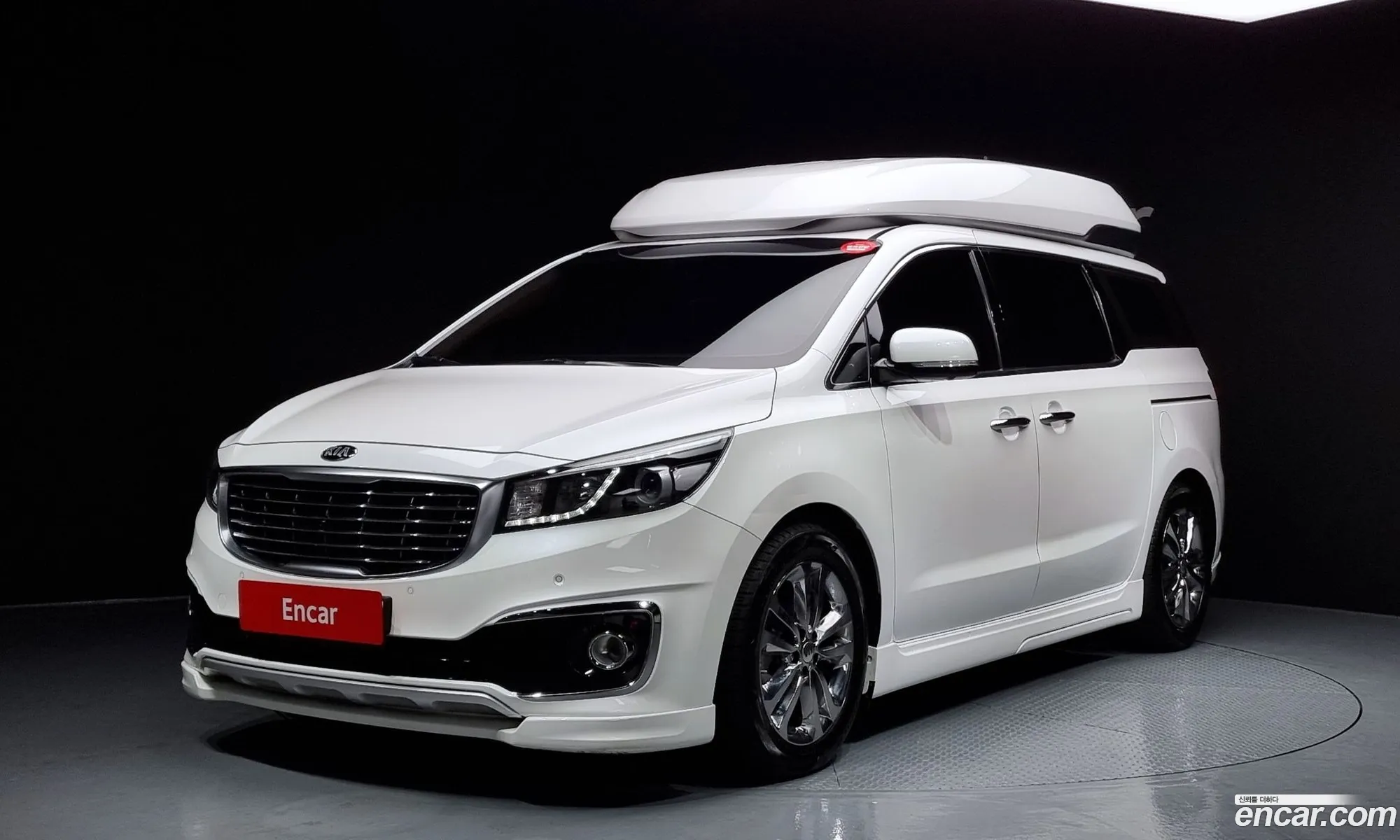 Kia All New Carnival 9-Seater High Limousine Prestige - фотография 15900273