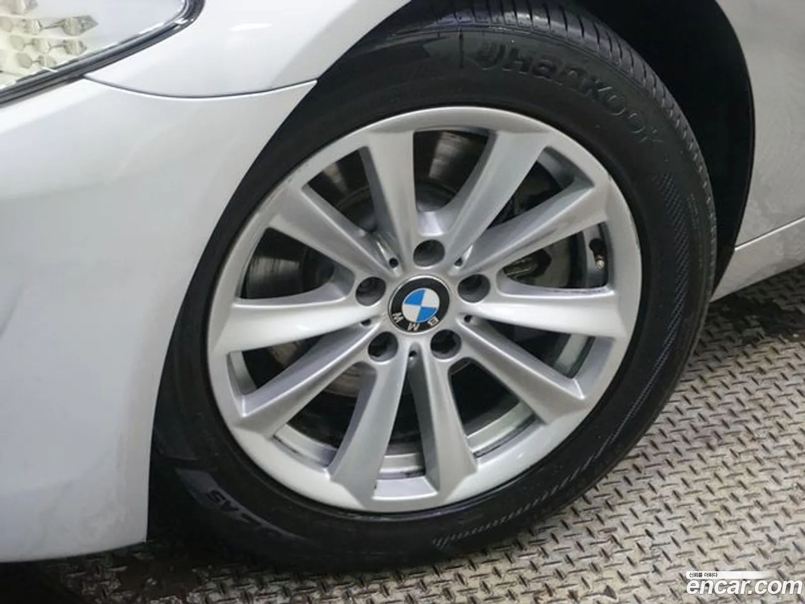 BMW 5Er Vi F10F11F07 520D 2013 - фотография 15100999