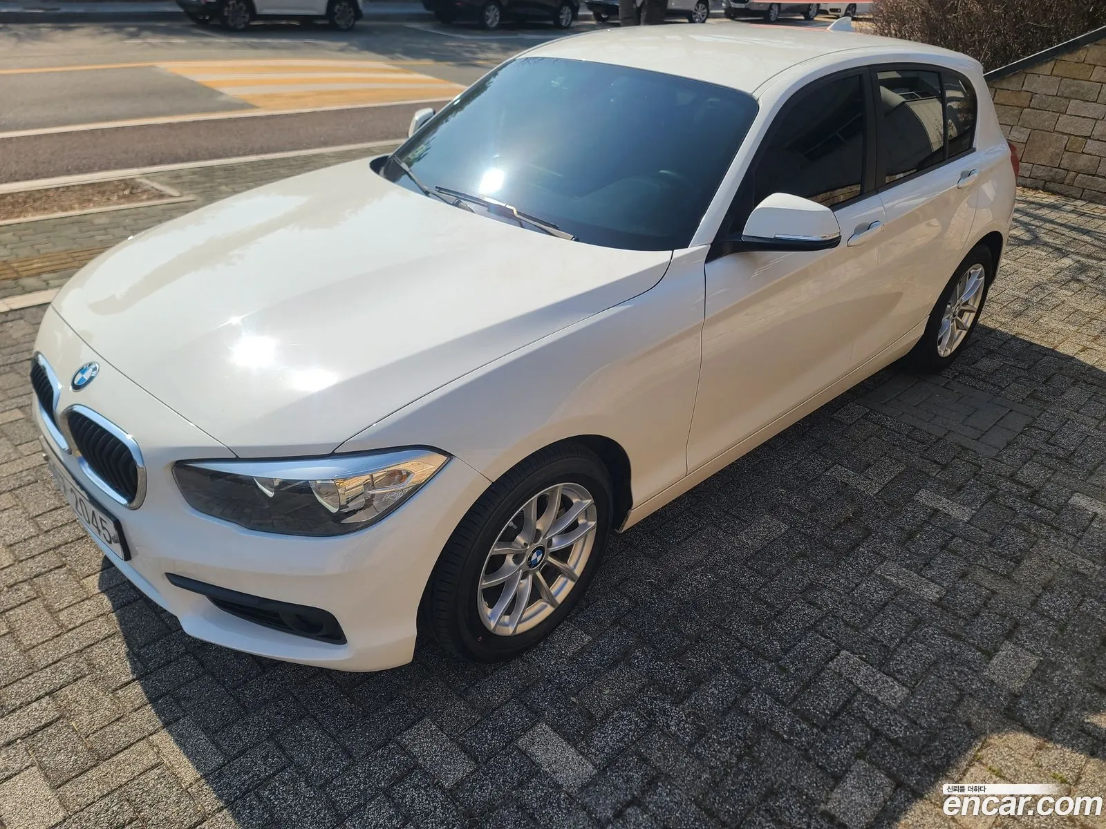 BMW 1Er 118D Joy 5 Door 2018 - фотография 145704