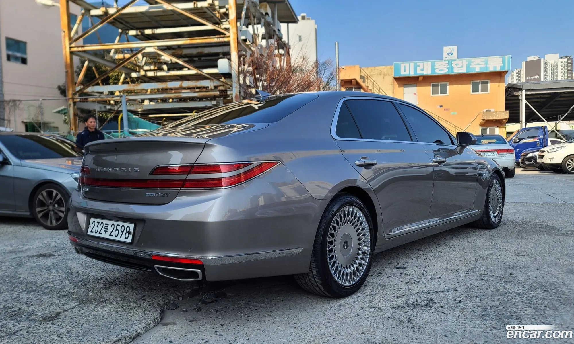 Genesis G90 I 33T Awd 2019 - фотография 1025295