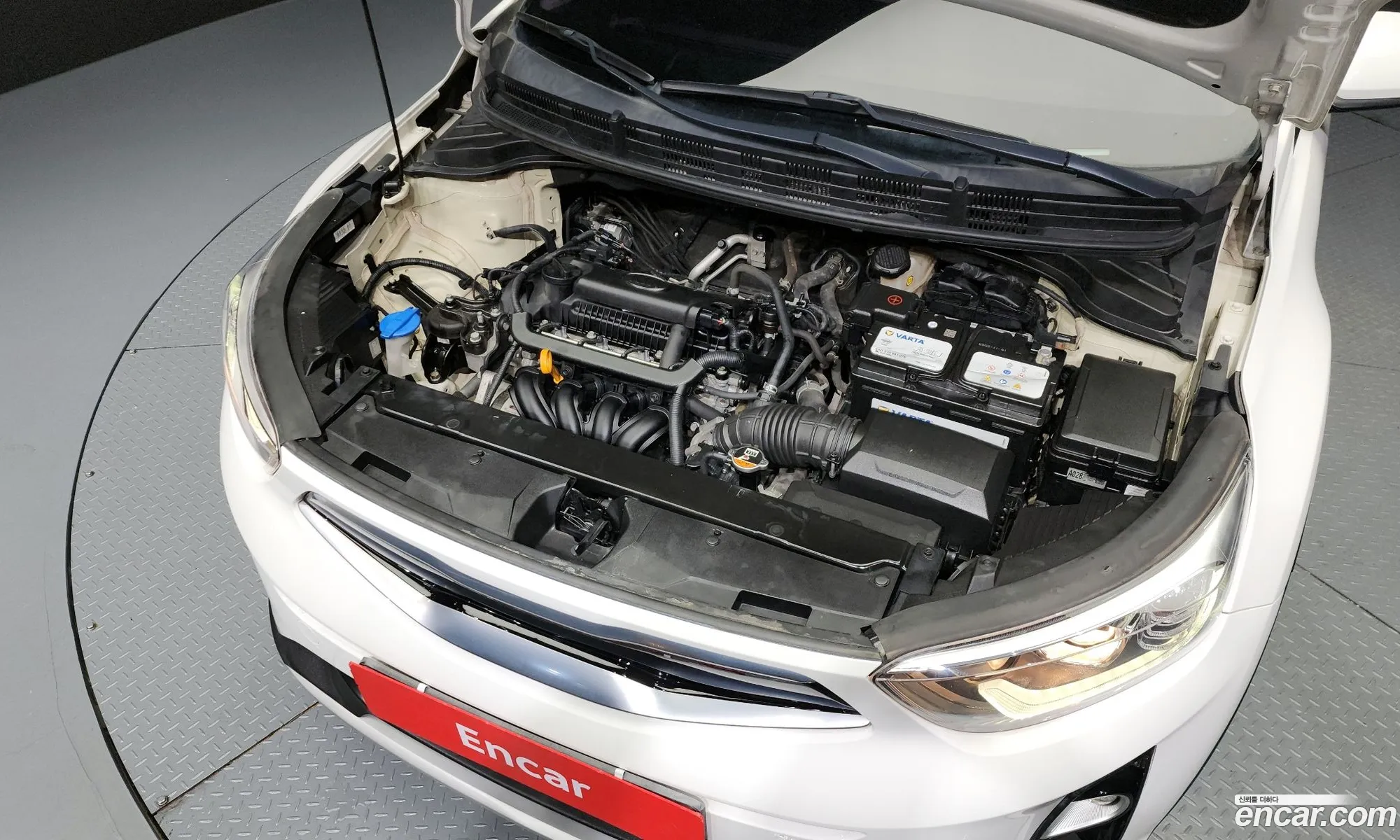 Kia Stonic Stonic 14 2018 - фотография 14707155