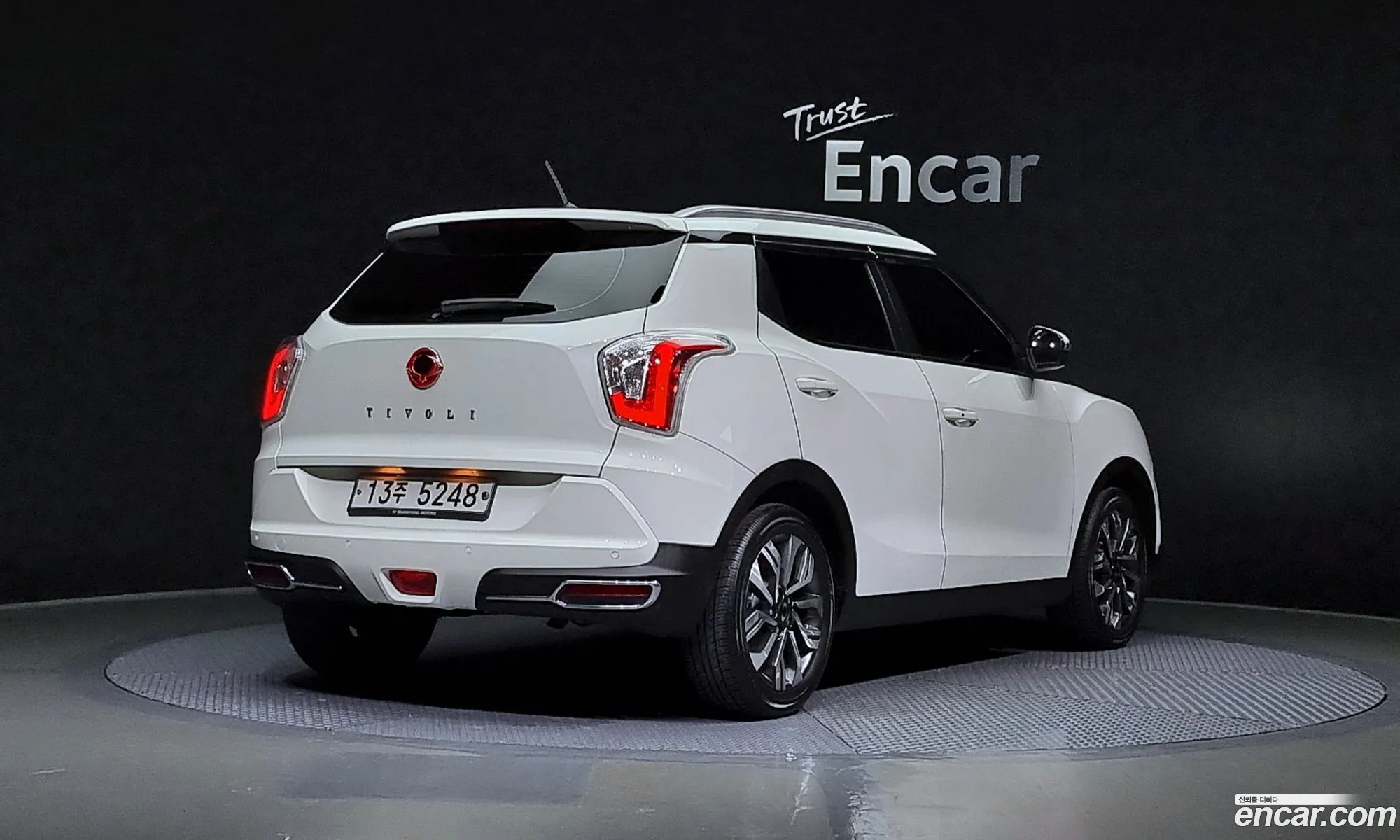 Ssangyong Tivoli Tivoli Gear Plus 2Wd 2019 - фотография 17284656