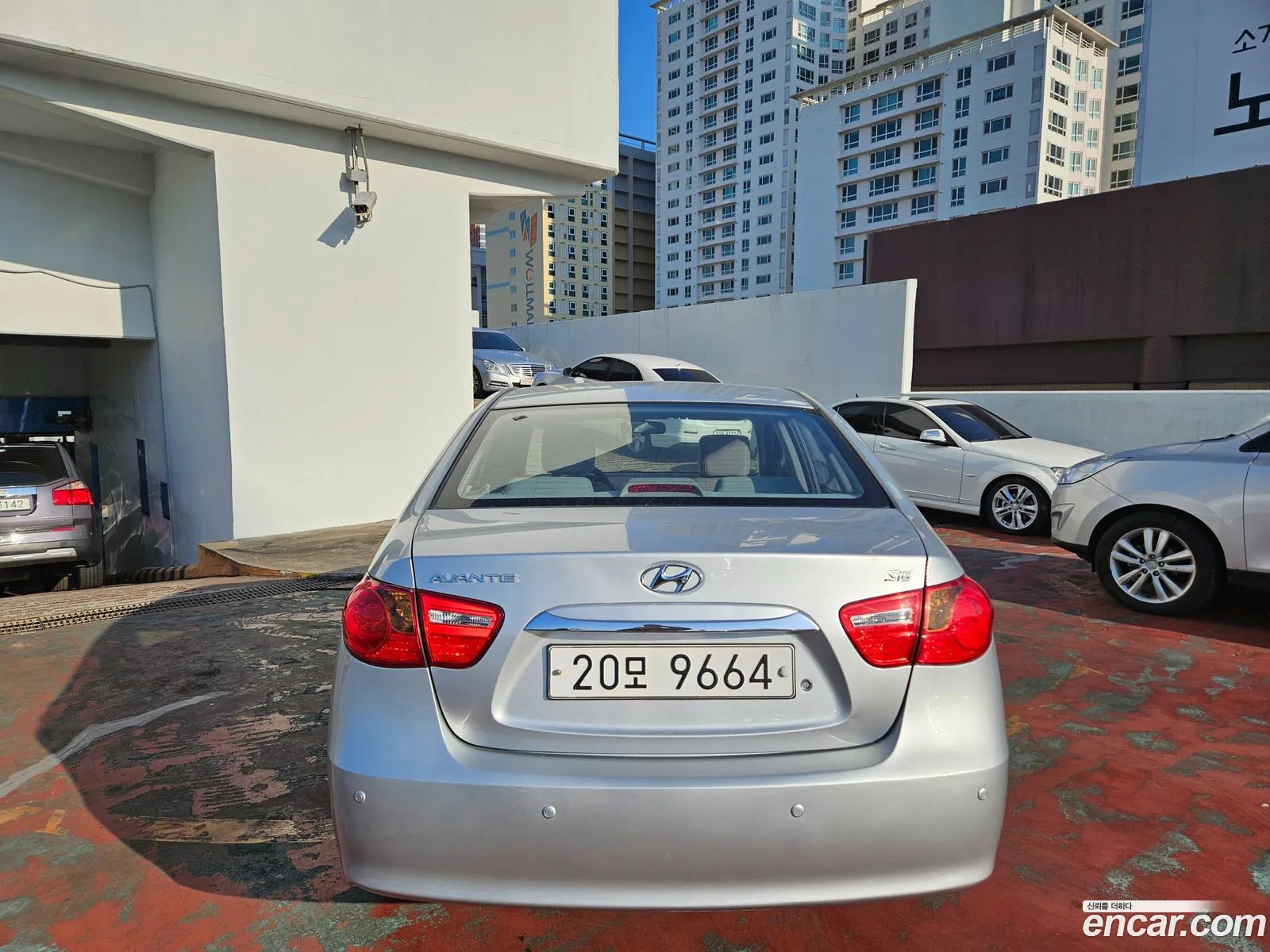Hyundai Avante Hd 16 Vvt S16 Luxury - фотография 18492922