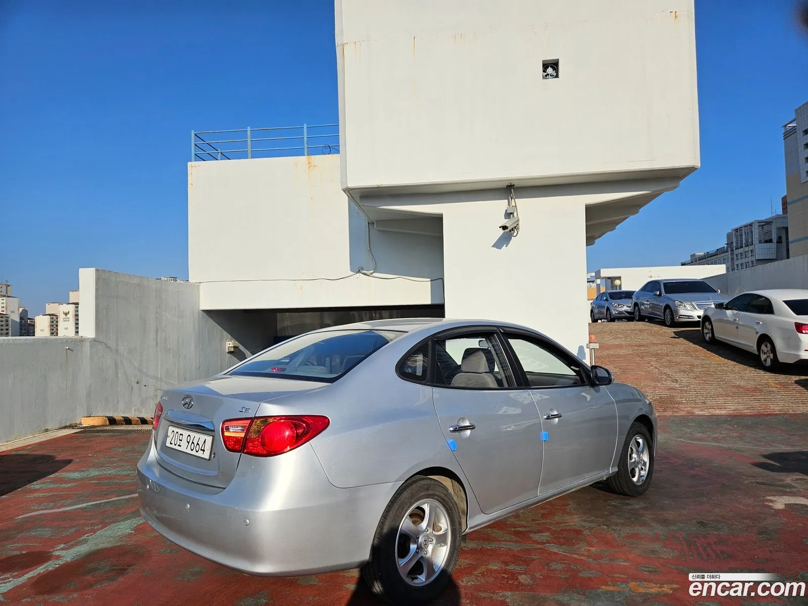 Hyundai Avante Hd 16 Vvt S16 Luxury - фотография 18492923