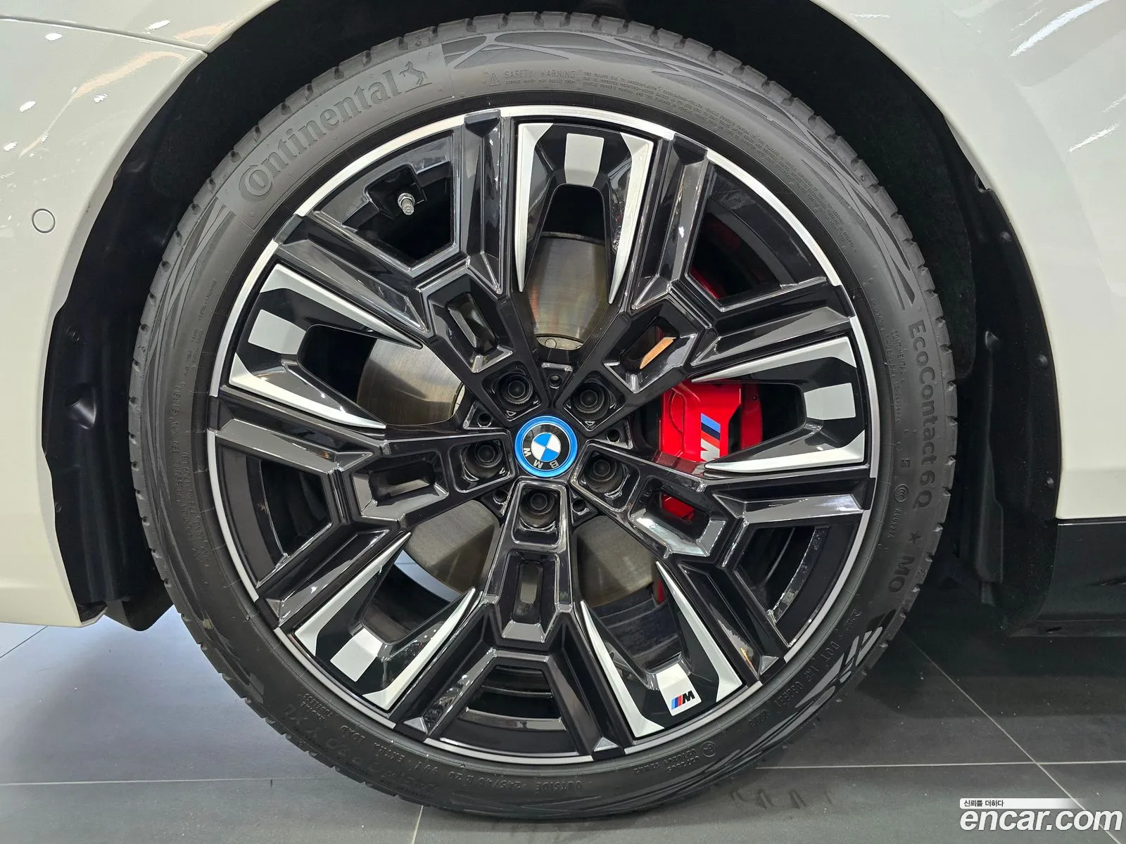 BMW I5 M60 xDrive 2024 - фотография 14898646