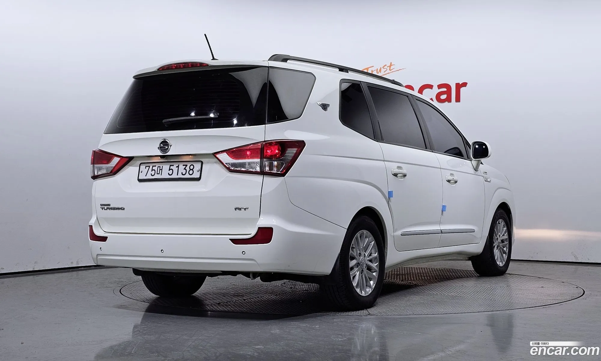 Ssangyong Korando Iii 4Wd Rt 11-Seater 2014 - фотография 14365707