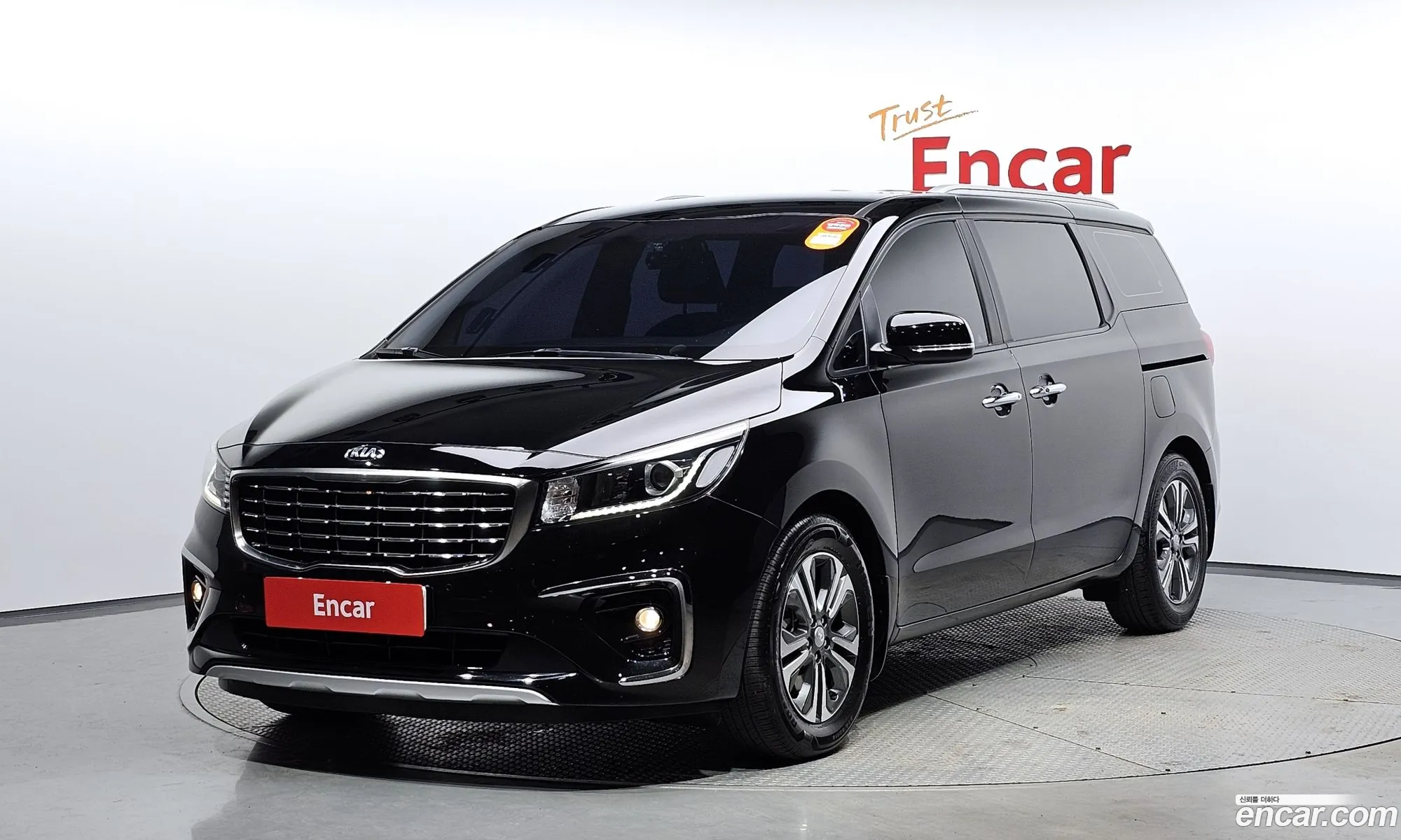 Kia Carnival Iii 9-Seater Luxury 2019 - фотография 18589047
