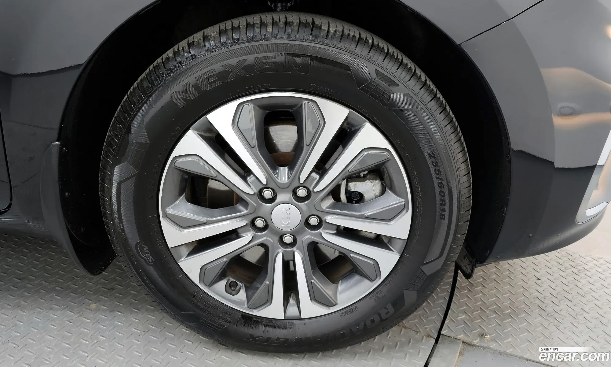 Kia Carnival Iii 9-Seater Luxury 2019 - фотография 18589051
