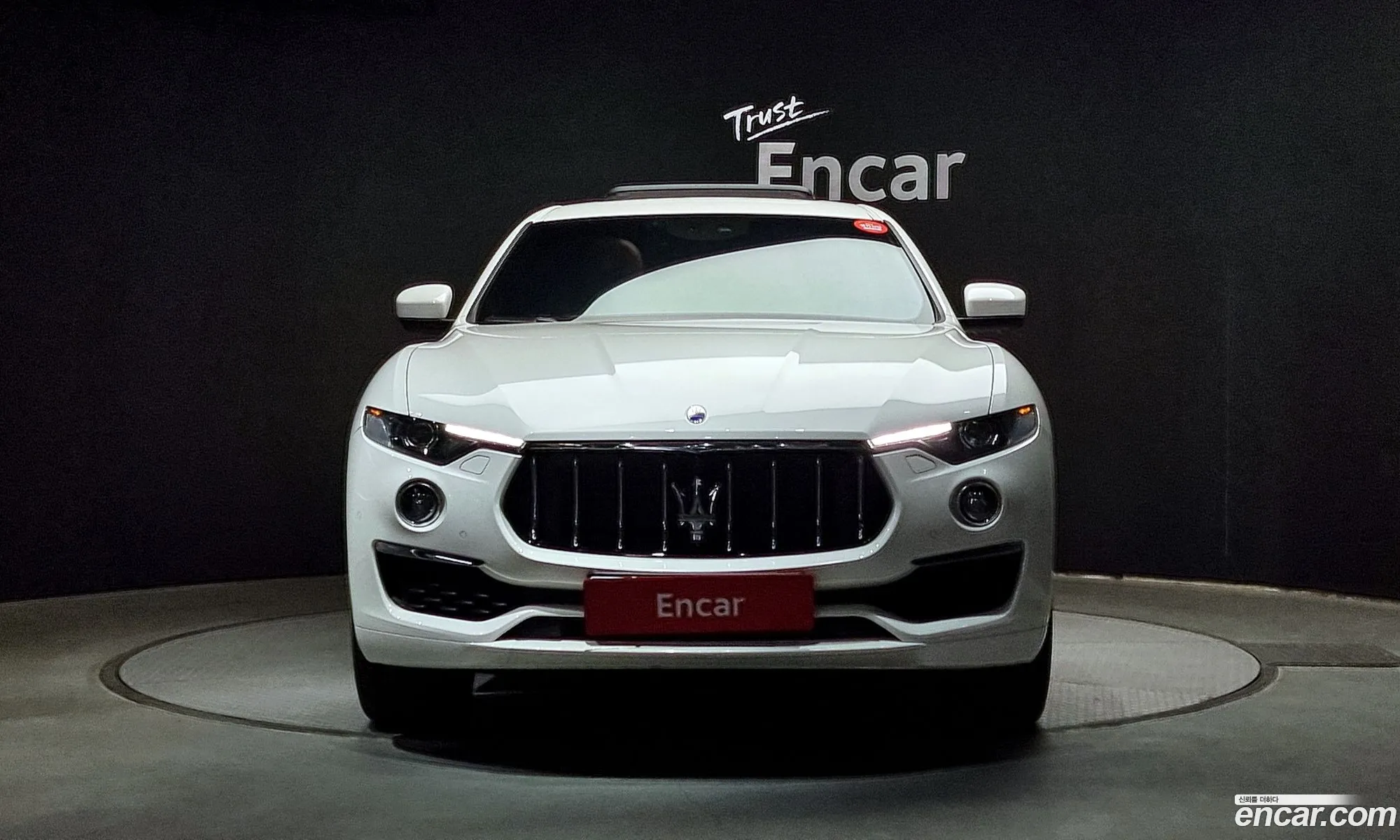 Maserati Levante I 30 Awd Granlusso 2019 - фотография 3723345