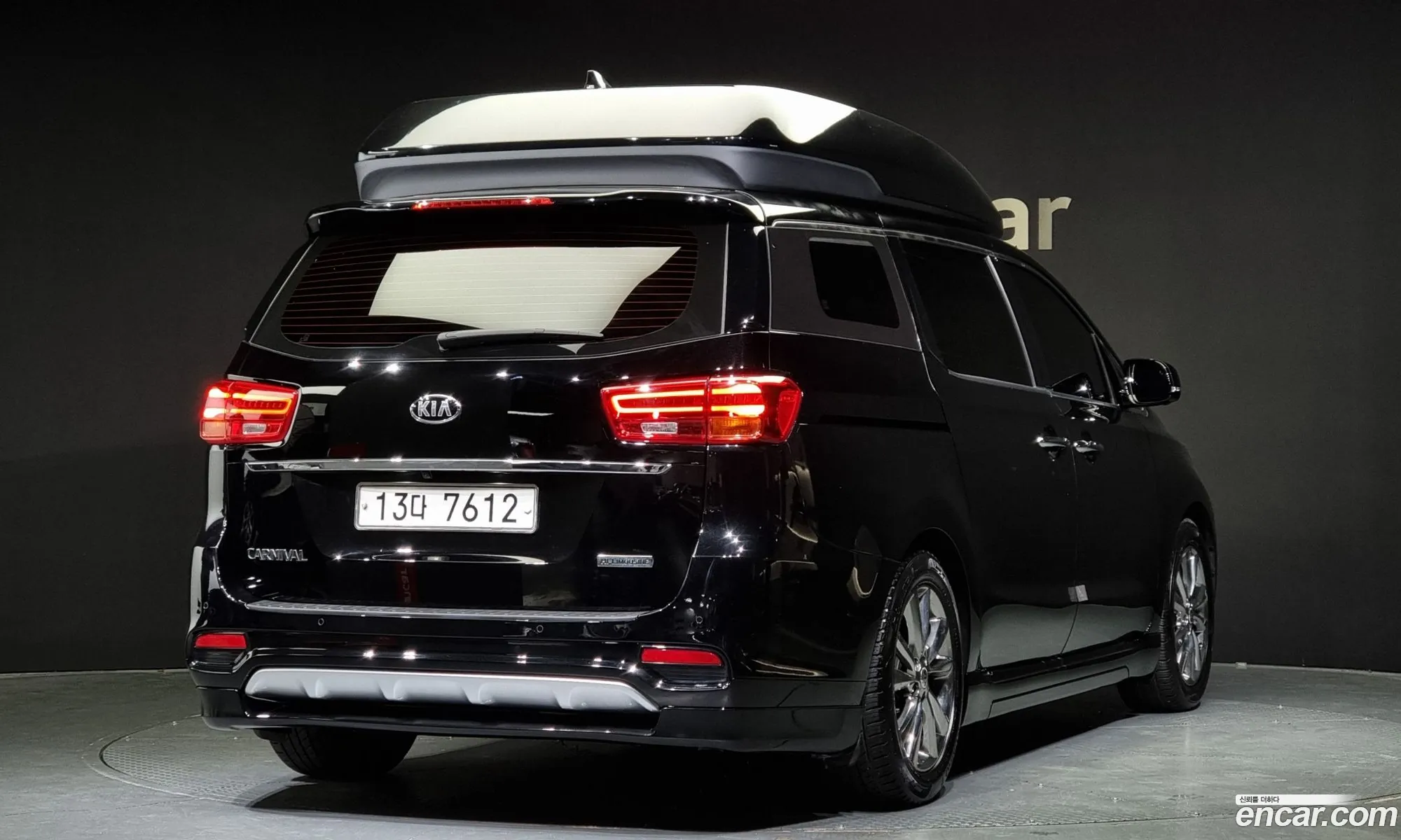 Kia Carnival Iii 9-Seater High Limousine 2019 - фотография 11098376