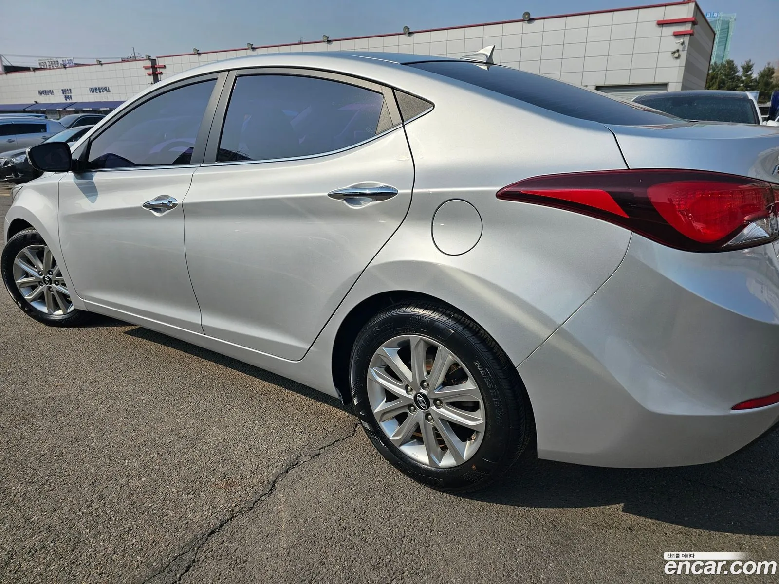 Hyundai Avante 16 Gdi Modern 2015 - фотография 18414590