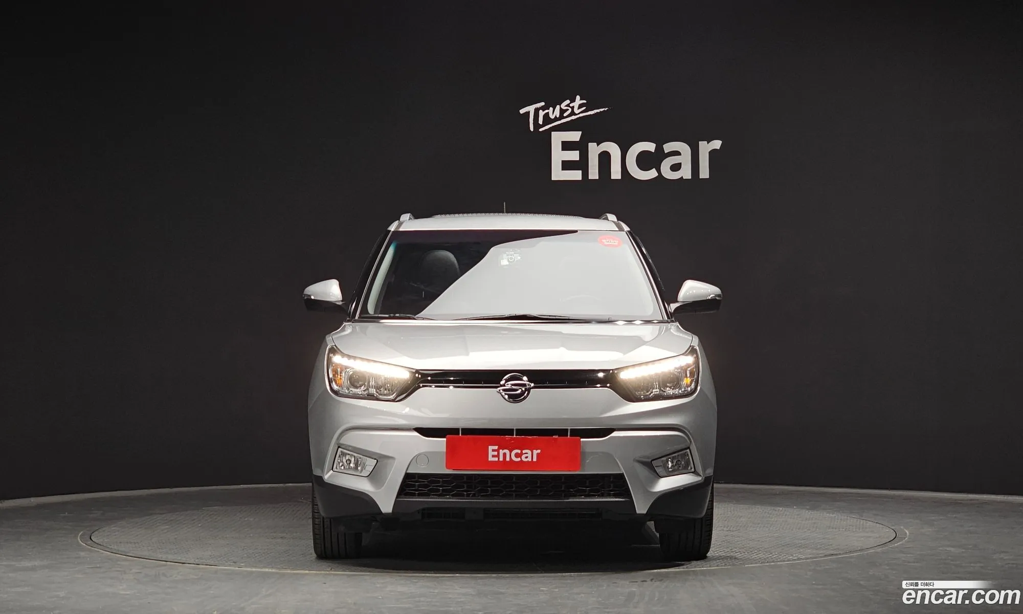 Ssangyong Tivoli Tivoli Vx 2Wd 2016 - фотография 14952984