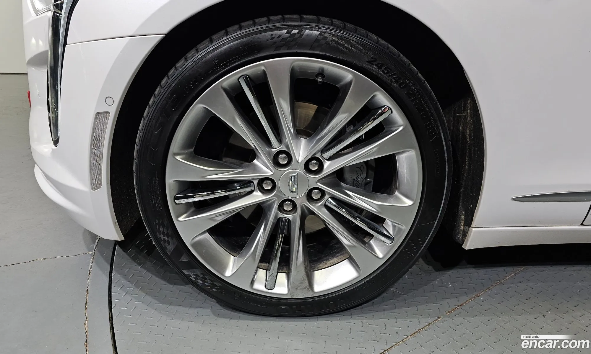 Cadillac Ct6 I 36 Platinum Awd 2019 - фотография 14538492