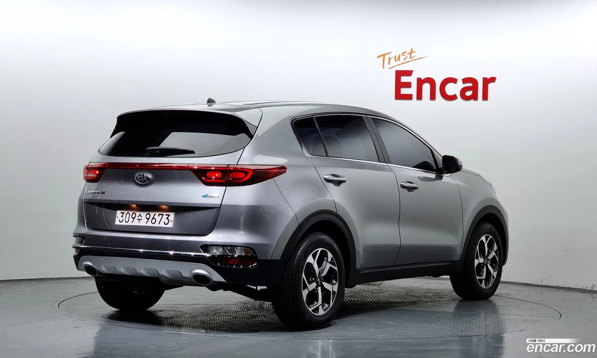 Kia Sportage The Bold Diesel 16 2Wd Luxury - фотография 12436197