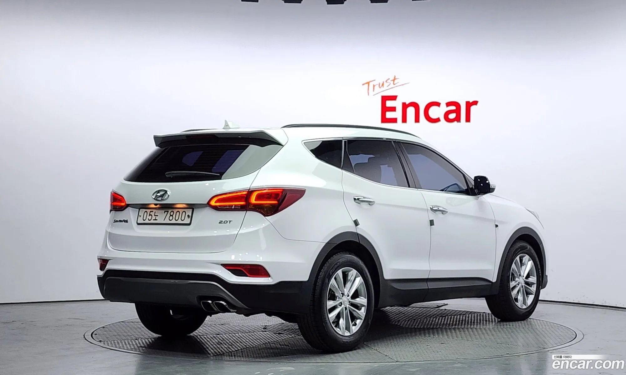 Hyundai Santa Fe Gasoline 20 Turbo 2Wd 2018 - фотография 19189835