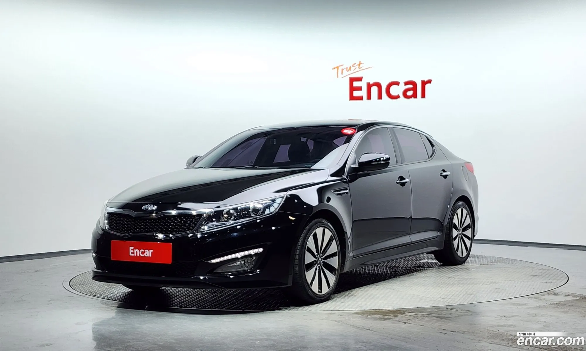 Kia K5 I 20 Prestige 2011 - фотография 13409635